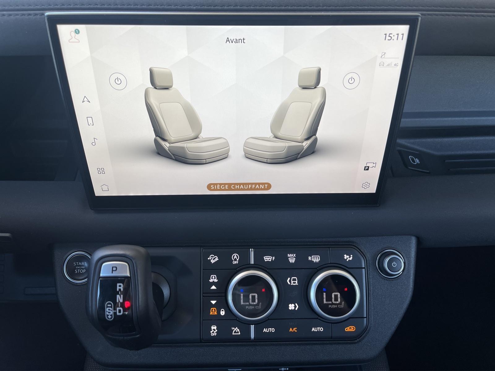 LAND ROVER Defender 90 3.0D I6 300 X-Dynamics SE AT8 (CH)-image-25
