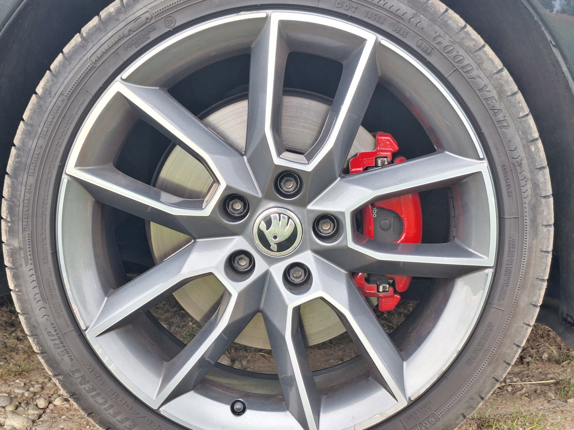 SKODA 2.0 TDI 184 RS 4x4 DSG-image-6
