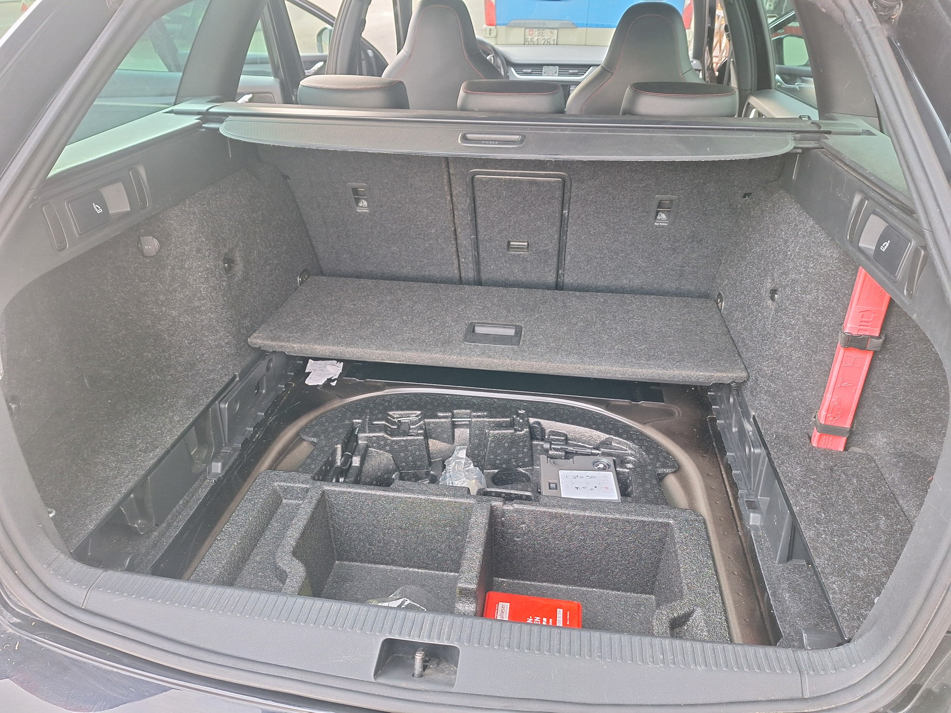 SKODA 2.0 TDI 184 RS 4x4 DSG-image-10