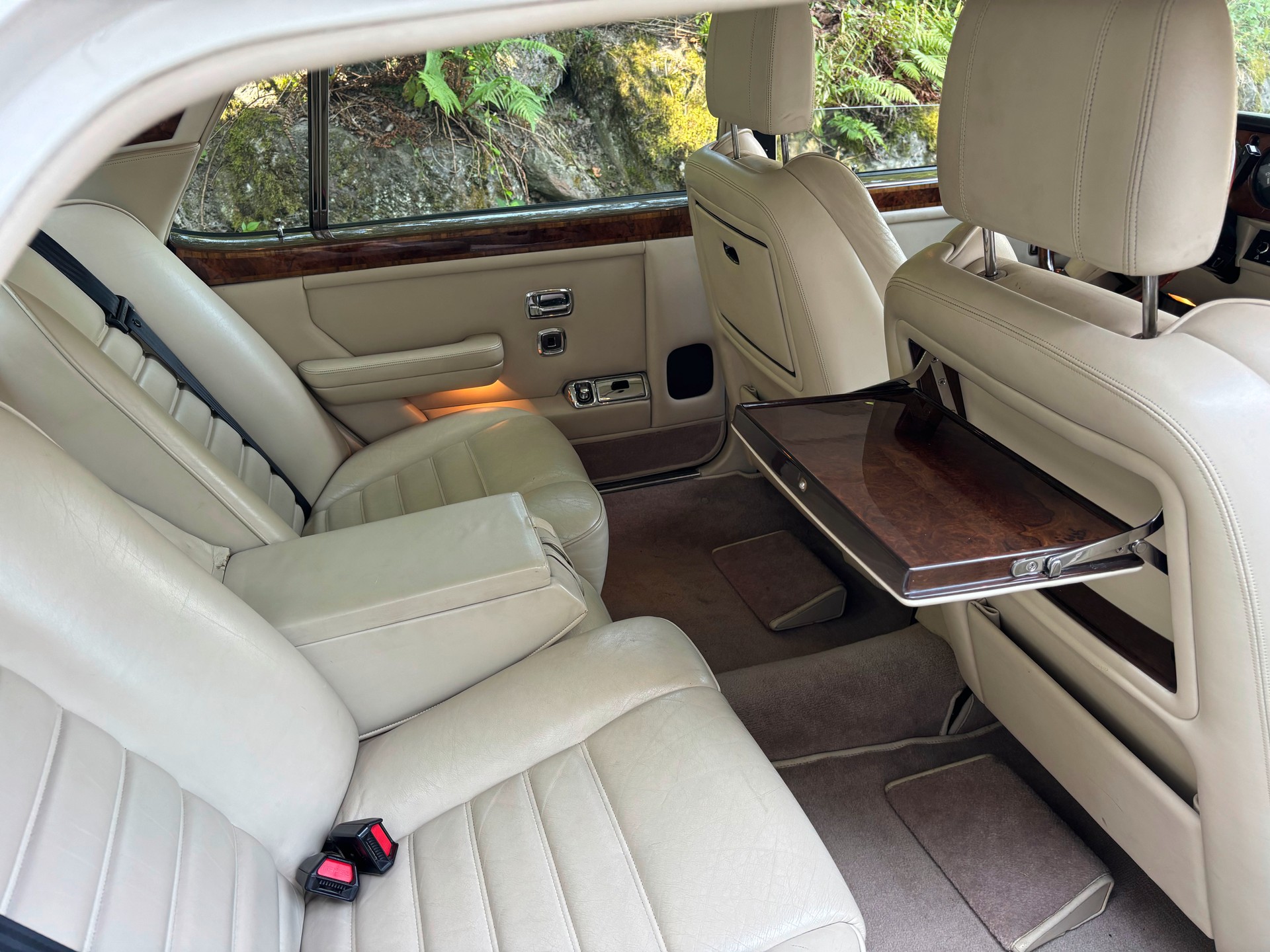 BENTLEY R LWB-image-4