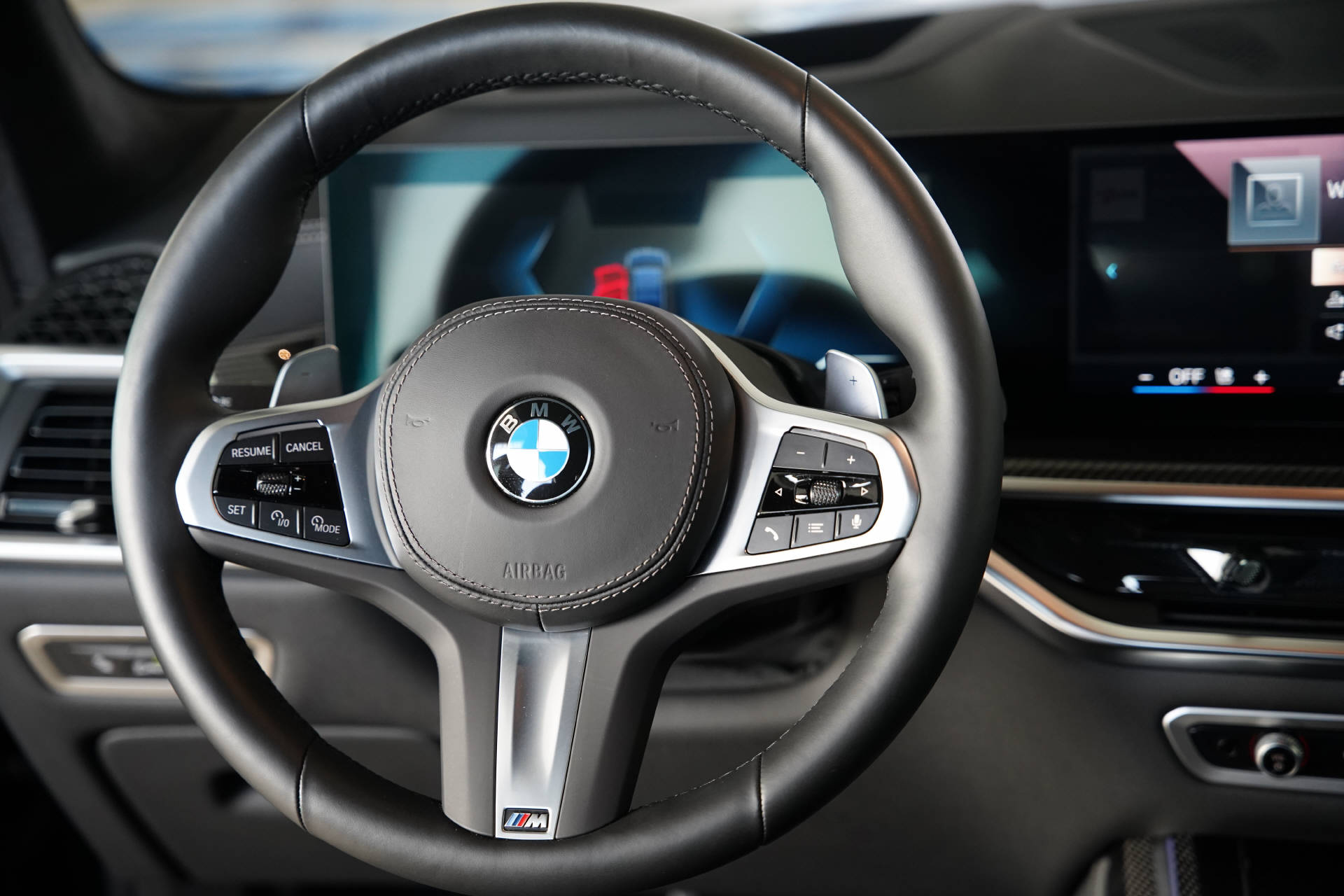 BMW X7 xDrive 48V 40d M Sport-image-12