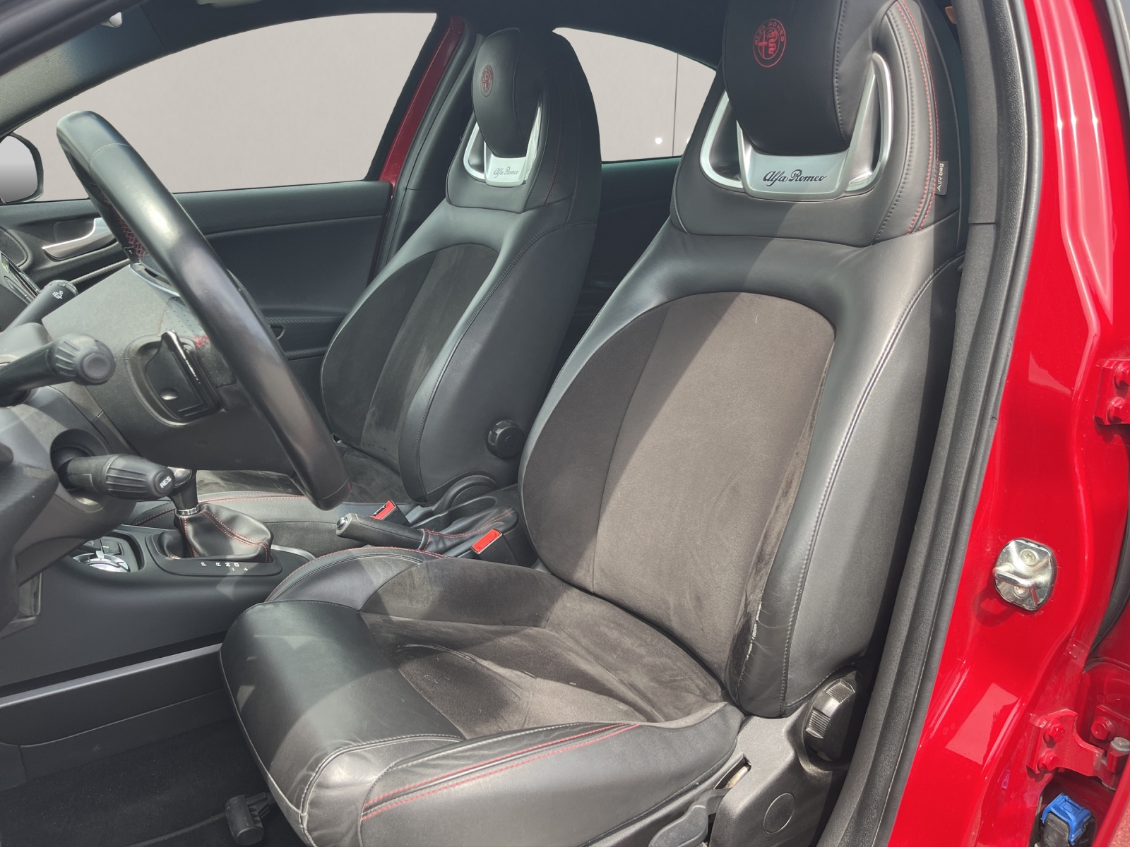 ALFA ROMEO Giulietta 1750 TBi Veloce TCT-image-10