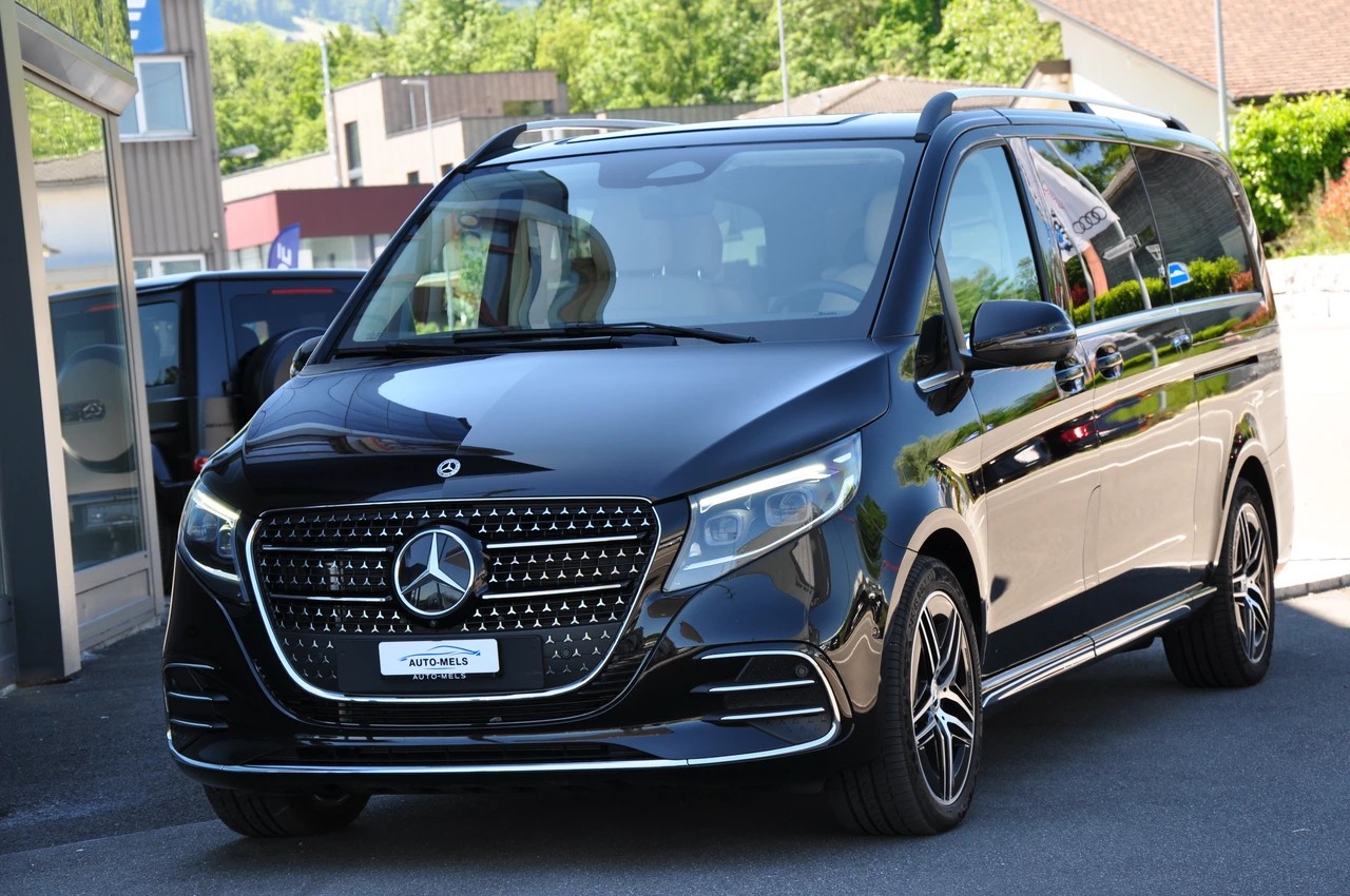 MERCEDES-BENZ V 300 d extralang 4Matic 9G-Tronic SWISS EDITION AMG Line-image-10