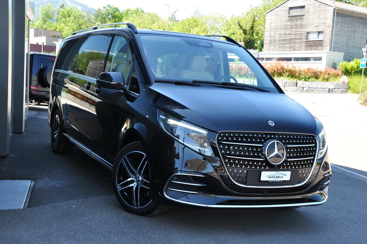 MERCEDES-BENZ V 300 d extralang 4Matic 9G-Tronic SWISS EDITION AMG Line-image-12