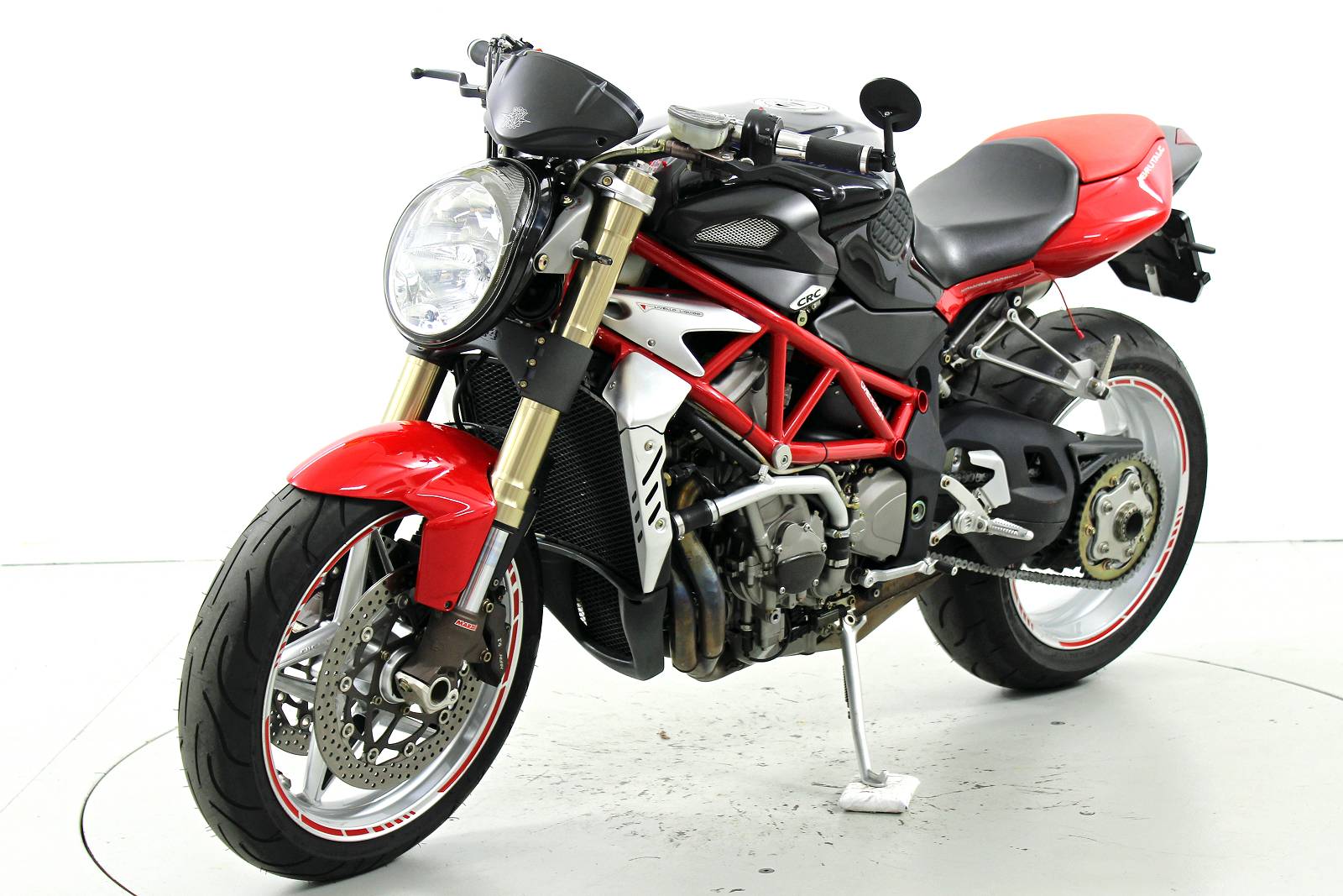 MV AGUSTA B4 Brutale 910-showroom-element-2