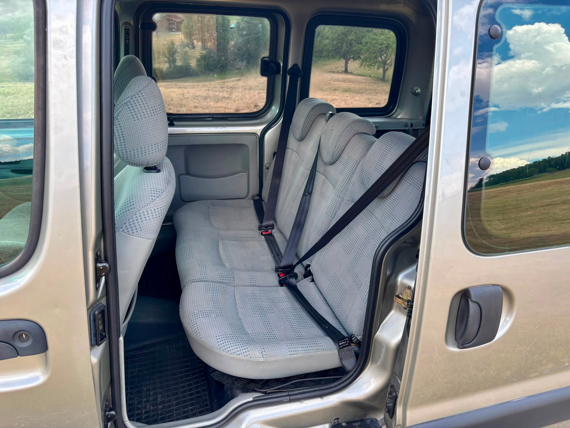 RENAULT Kangoo 1.6 16V Alizé-image-6