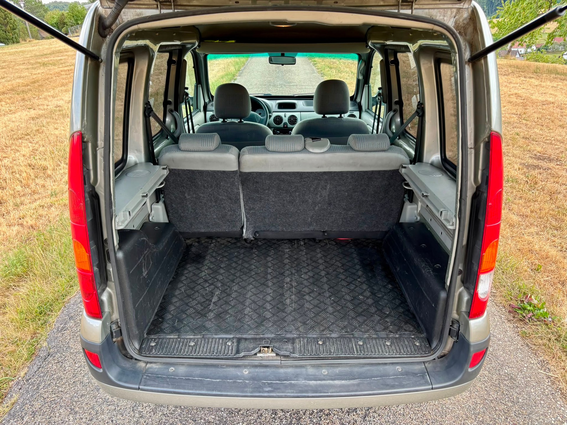 RENAULT Kangoo 1.6 16V Alizé-image-7