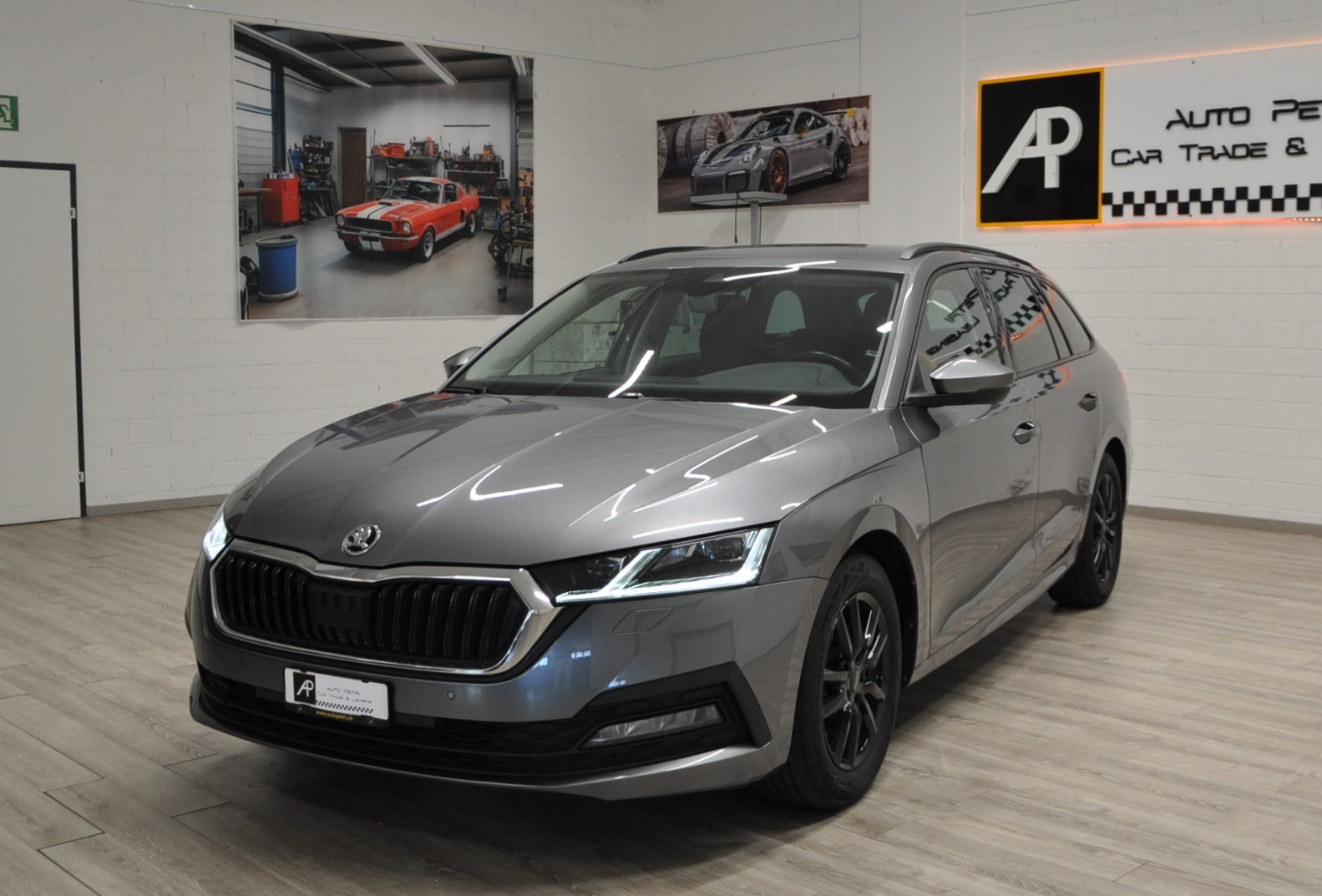 SKODA Octavia Combi 2.0 TDI DSG Ambition 4x4-image-6
