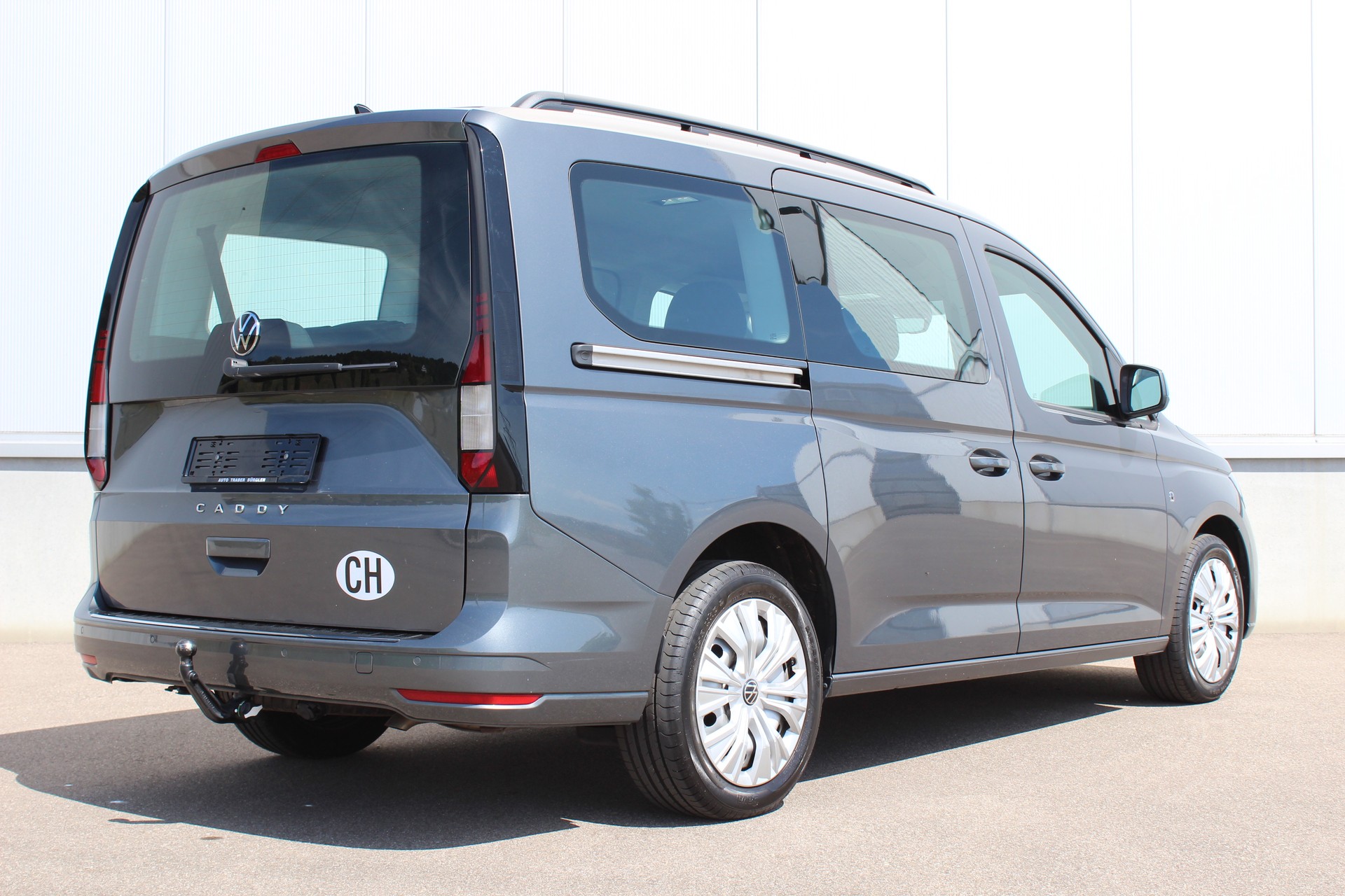 VW Caddy Kombi 1.5TSI Move Maxi DSG-image-3