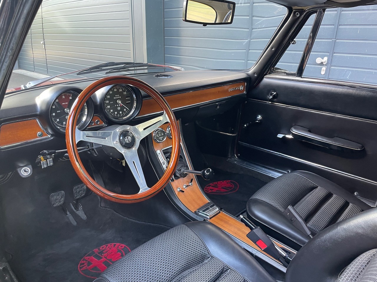 ALFA ROMEO 1750 GT Veloce Serie 1-image-5
