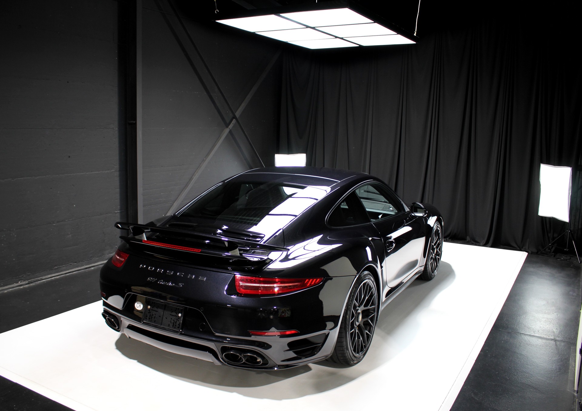 PORSCHE 911 Turbo S PDK-image-5