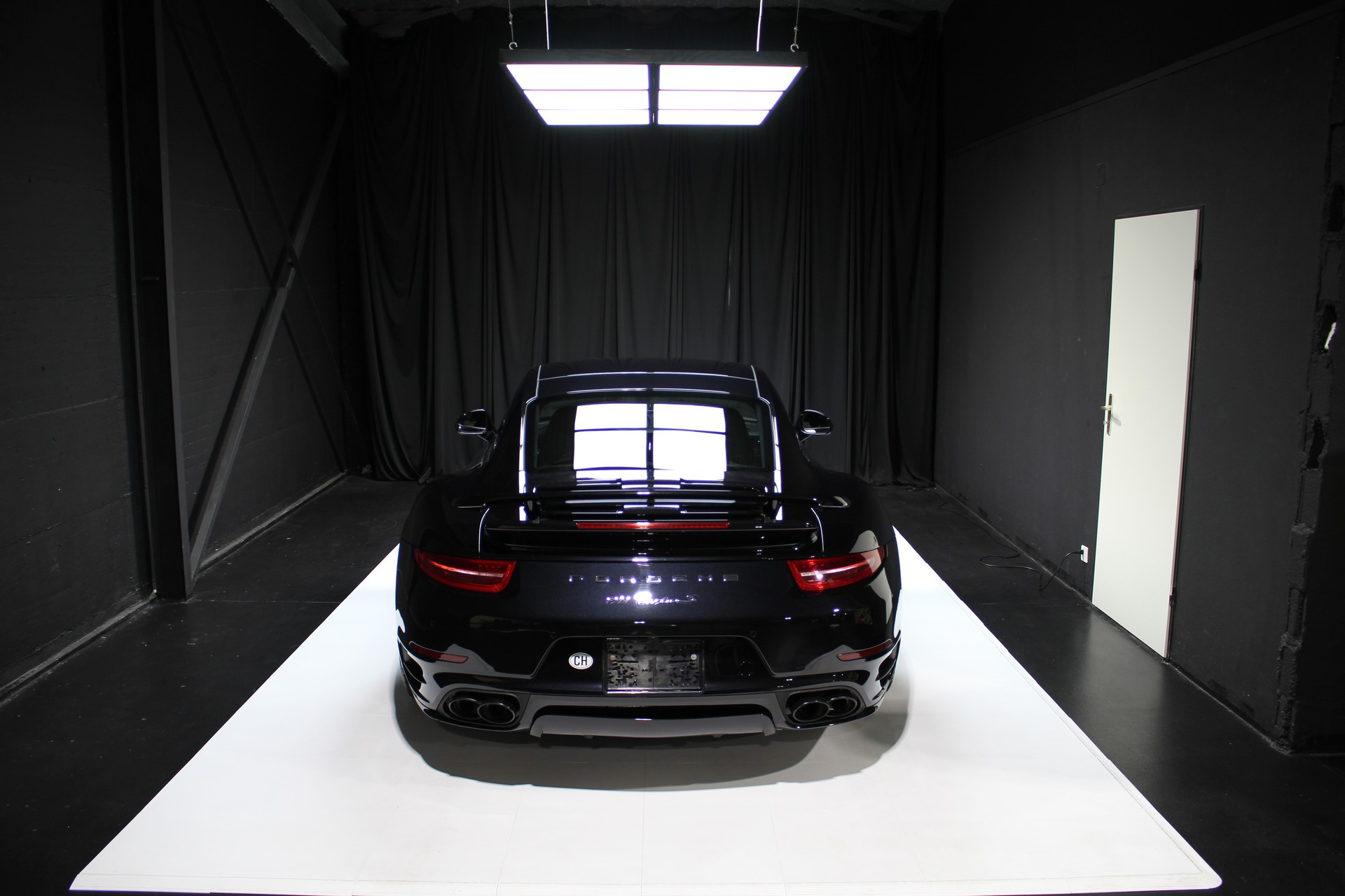 PORSCHE 911 Turbo S PDK-image-7