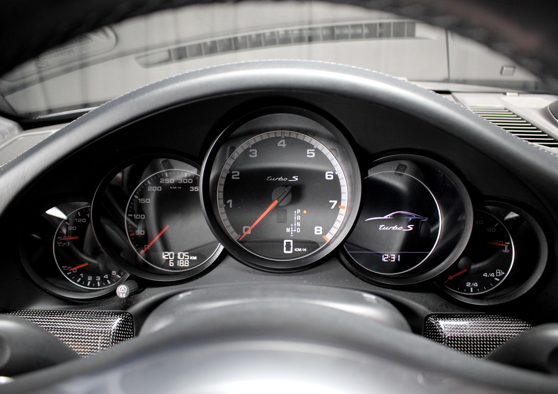 PORSCHE 911 Turbo S PDK-image-15