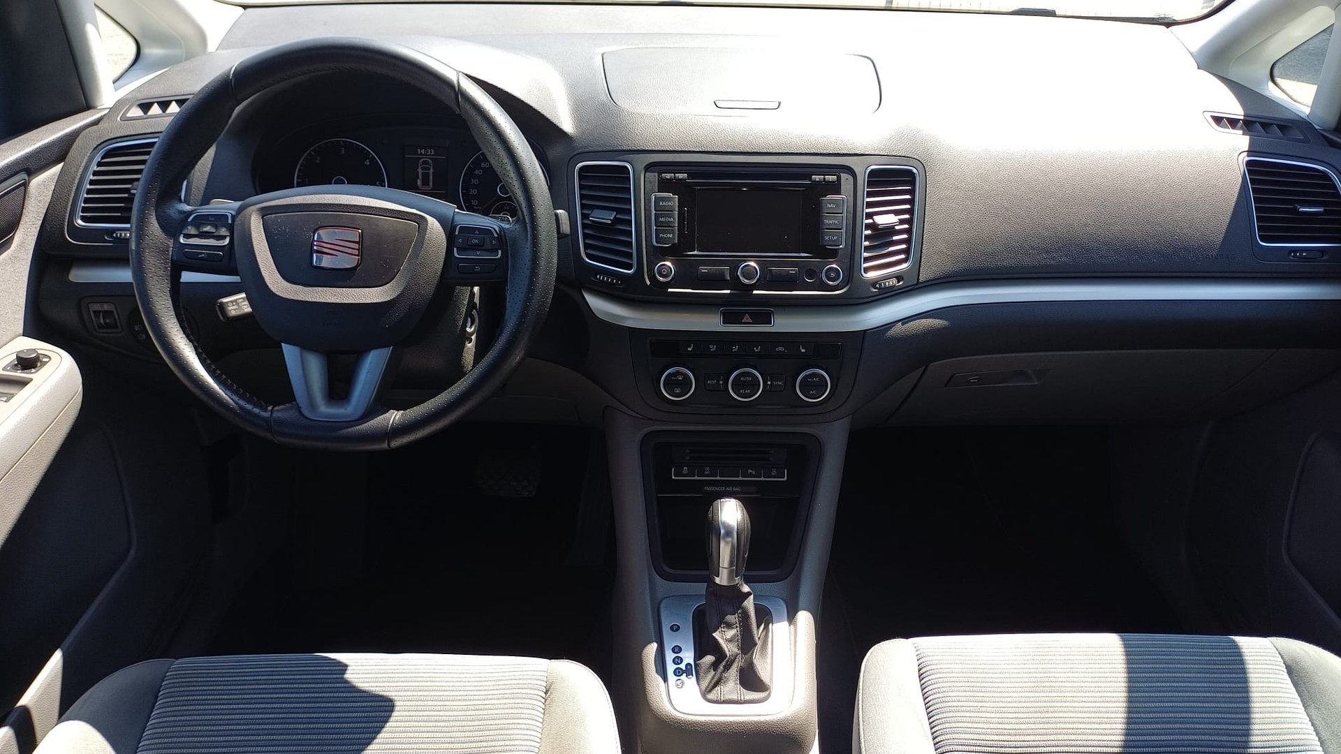 SEAT Alhambra 2.0 TDI Reference DSG 7 Plätze-image-11