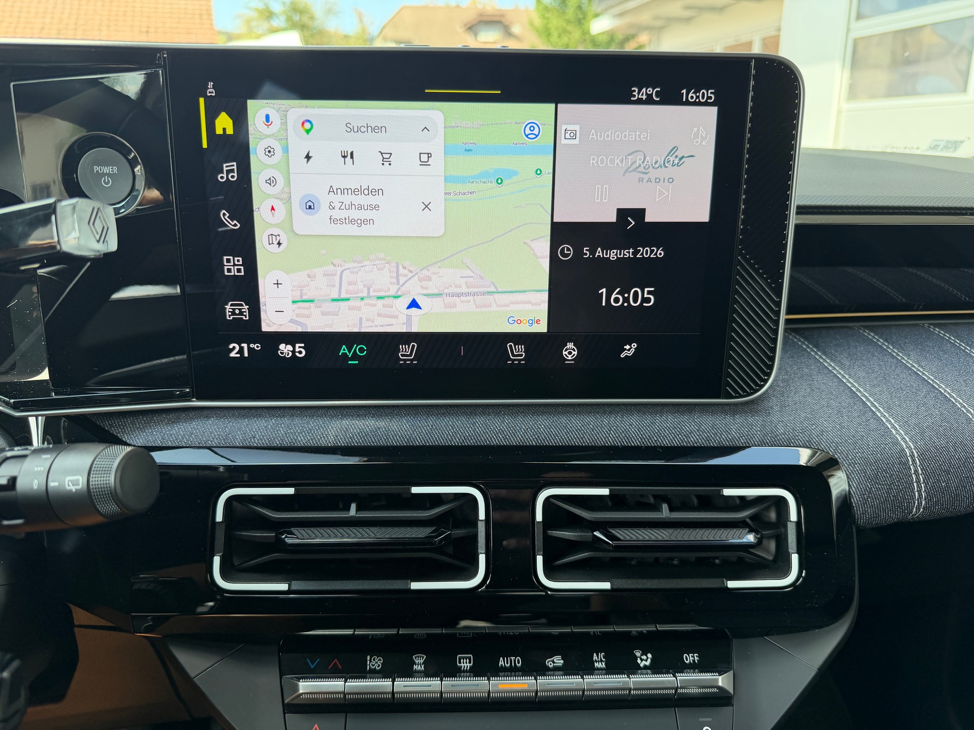 RENAULT R5 E-Tech Comfort Range techno-image-8