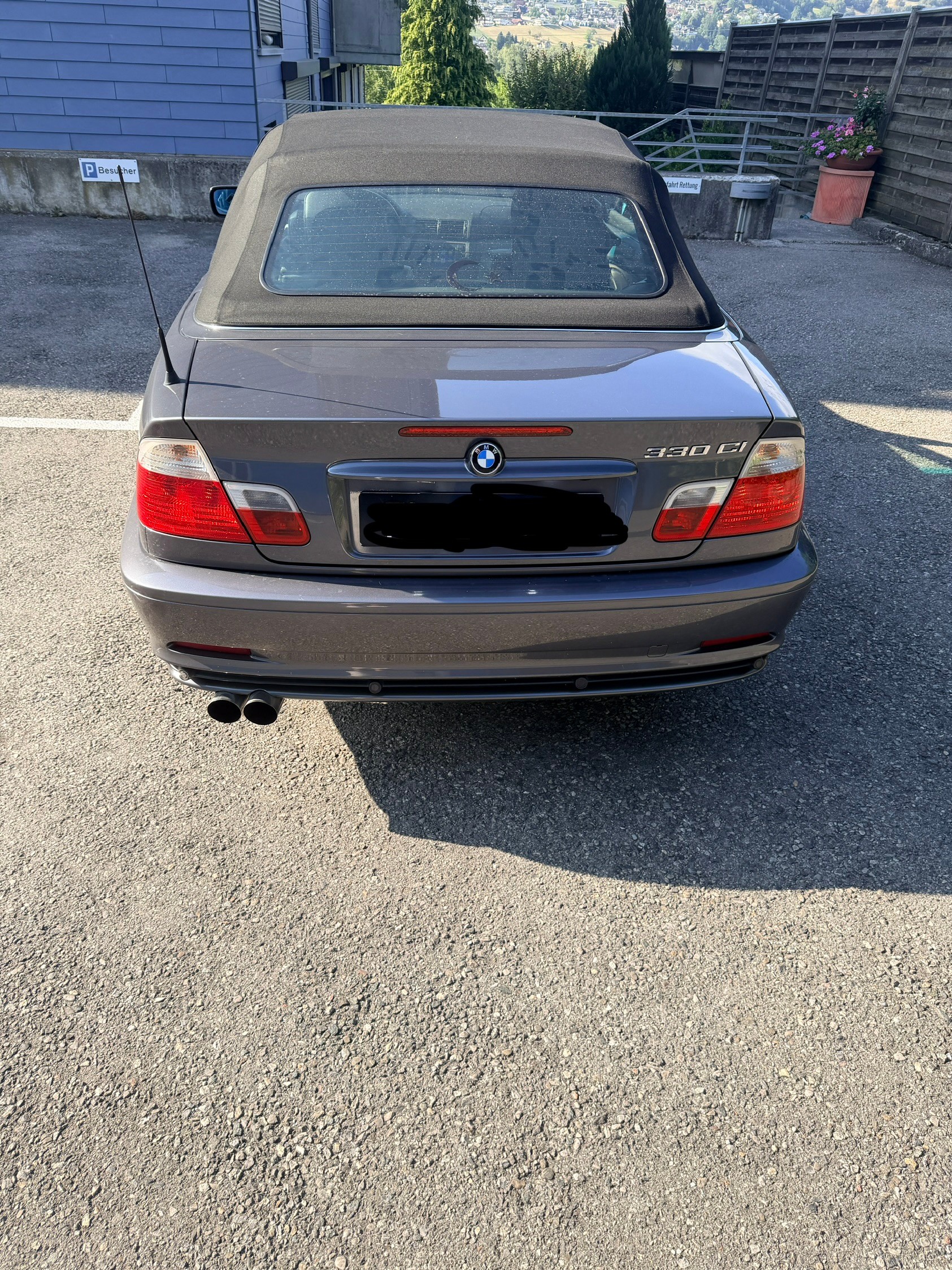 BMW 330Ci-image-1