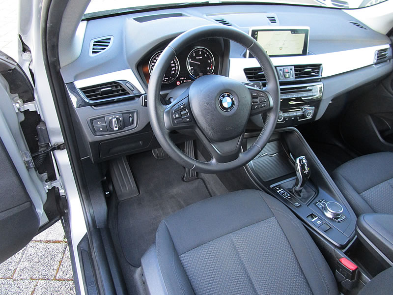BMW X1 xDrive 20d Steptronic-image-14