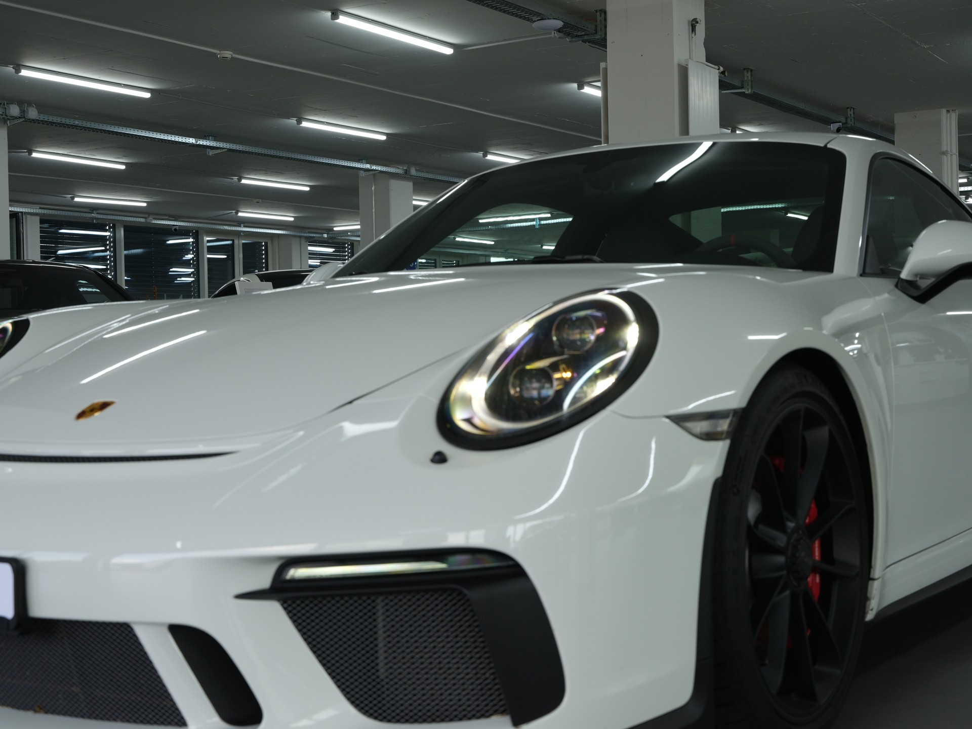 PORSCHE 911 GT3 PDK *Liftsystem* *Porsche Aproved* *Sport Chrono*-image-9