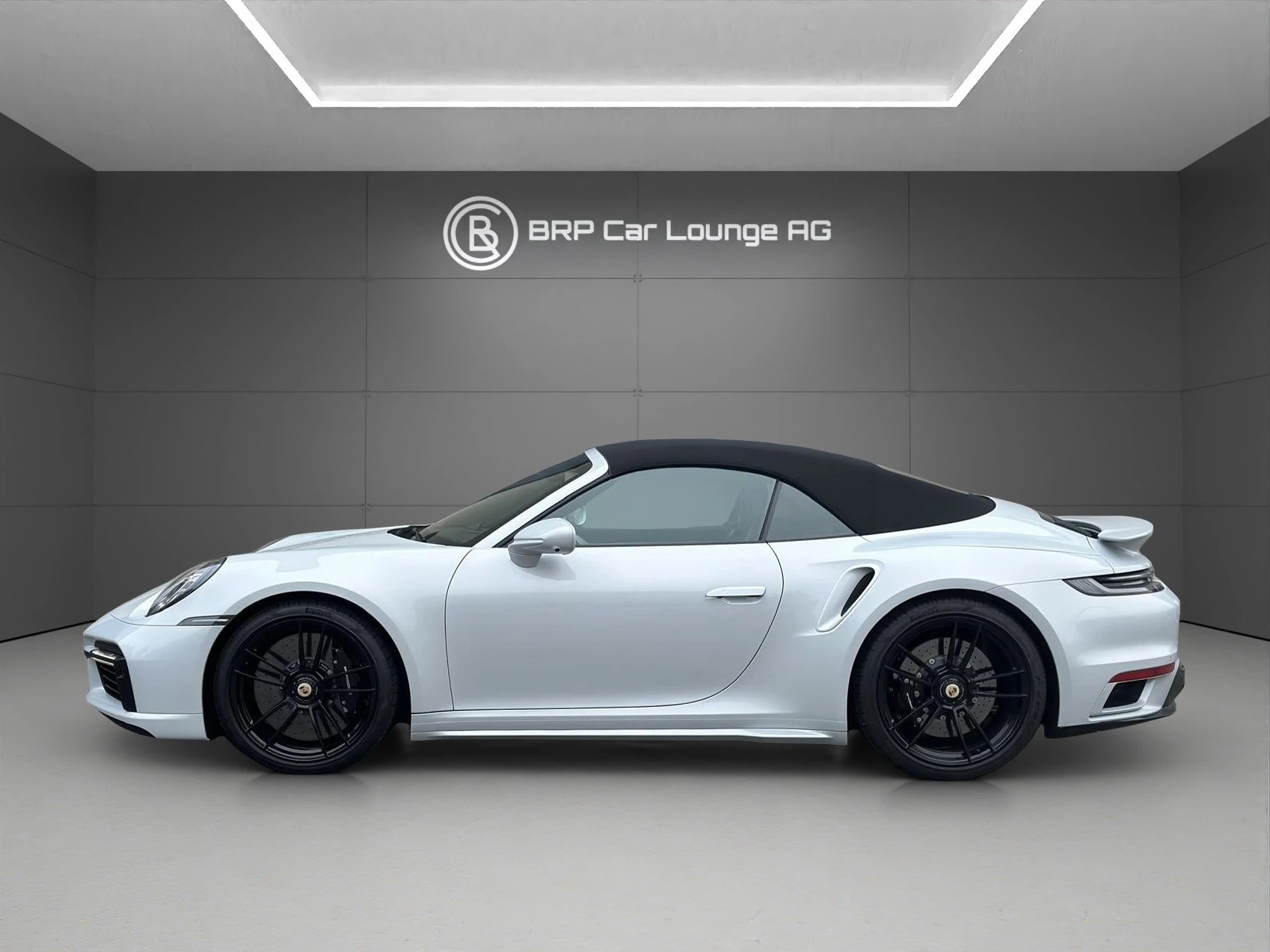 PORSCHE 911 Turbo S Cabriolet PDK-image-2