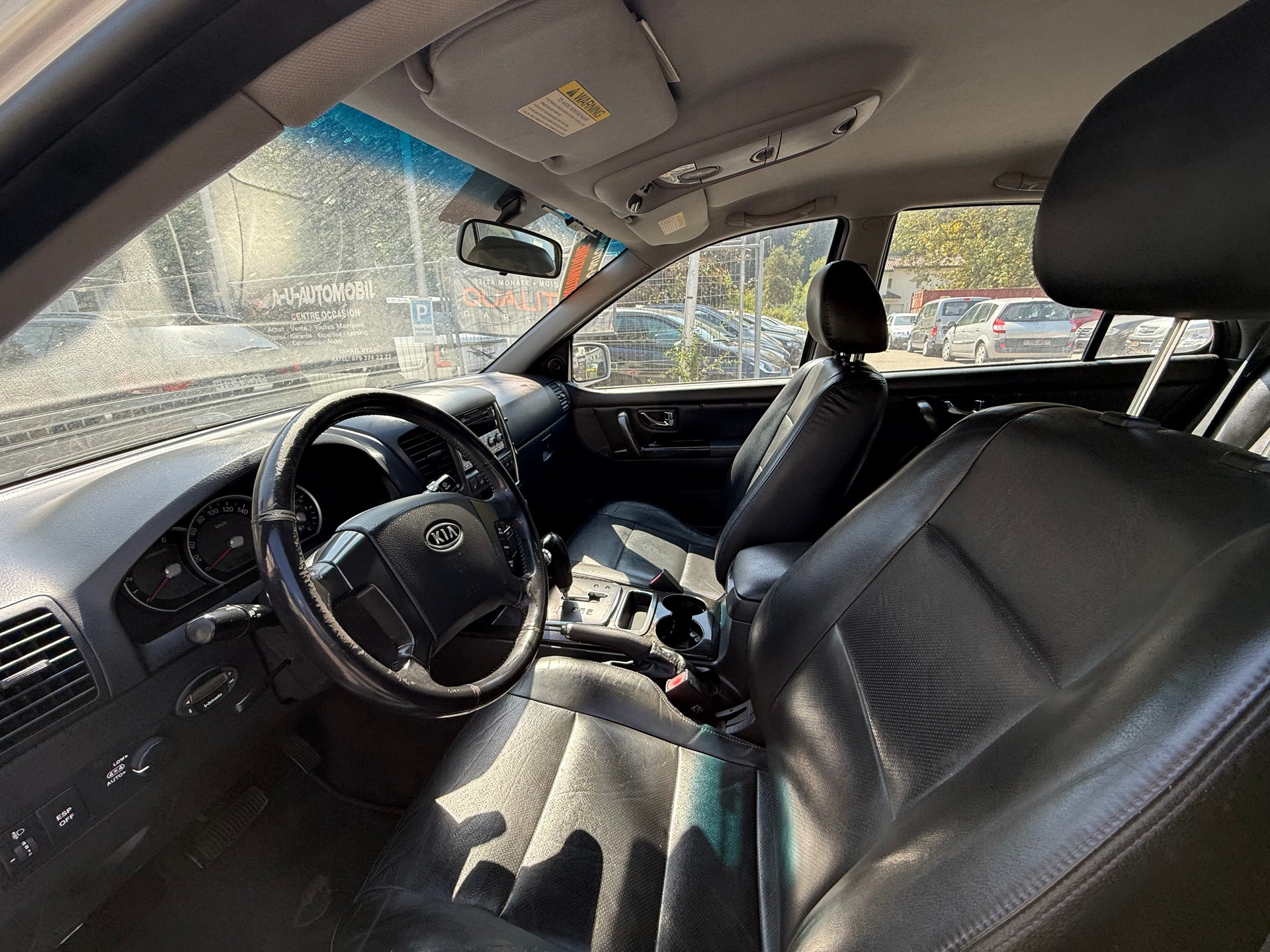 KIA Sorento 3.3 V6 Trend-image-8
