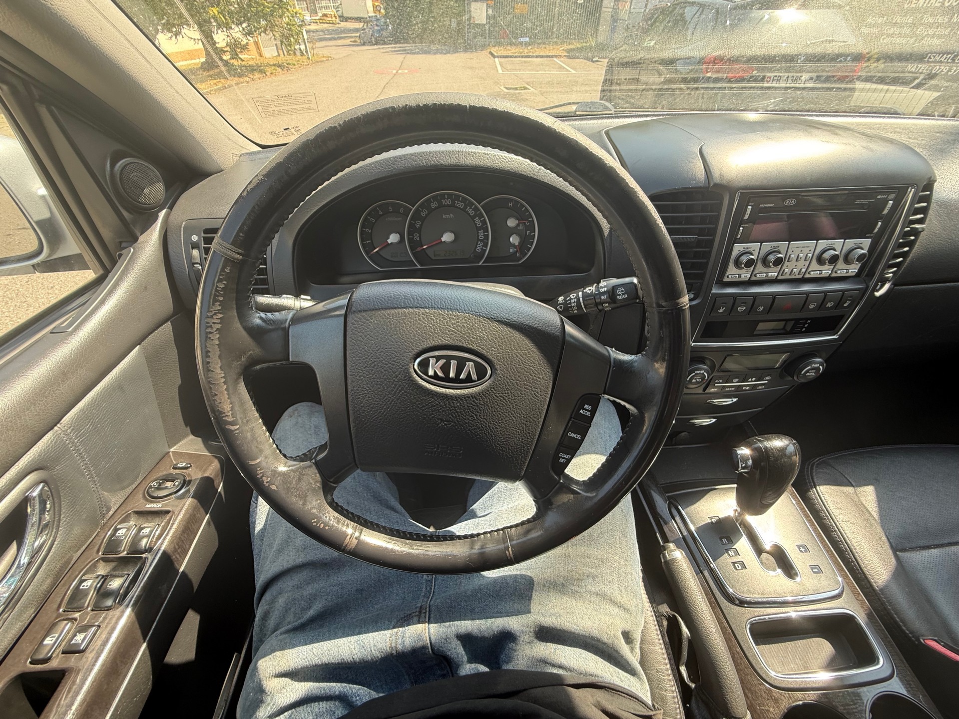 KIA Sorento 3.3 V6 Trend-image-26