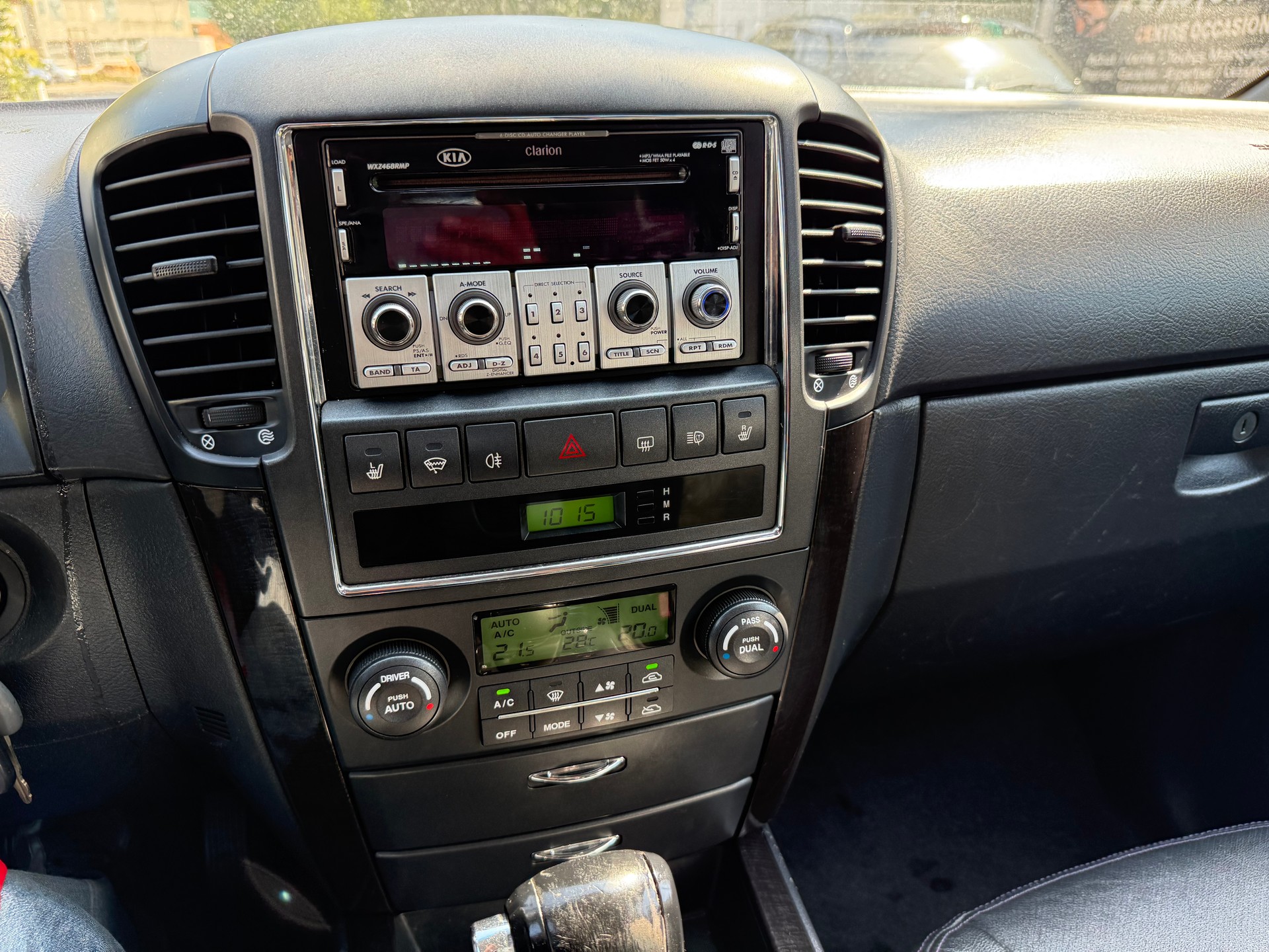 KIA Sorento 3.3 V6 Trend-image-24