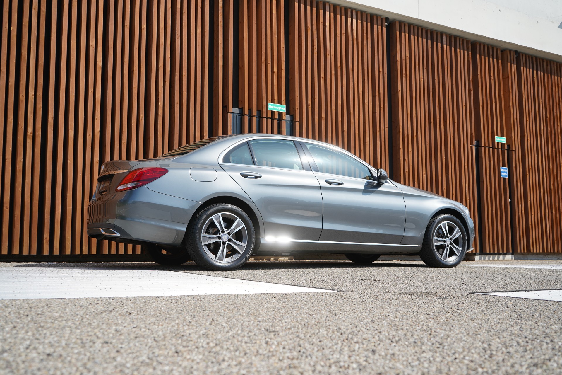 MERCEDES-BENZ C 200 AVANTGARDE 4MATIC 9G-TRONIC l 184 PS-image-8