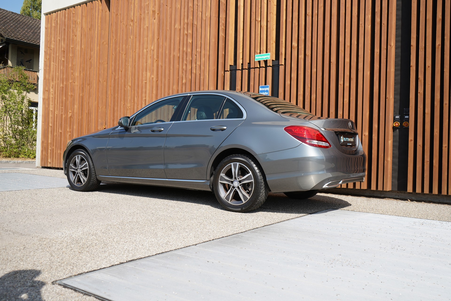 MERCEDES-BENZ C 200 AVANTGARDE 4MATIC 9G-TRONIC l 184 PS-image-13