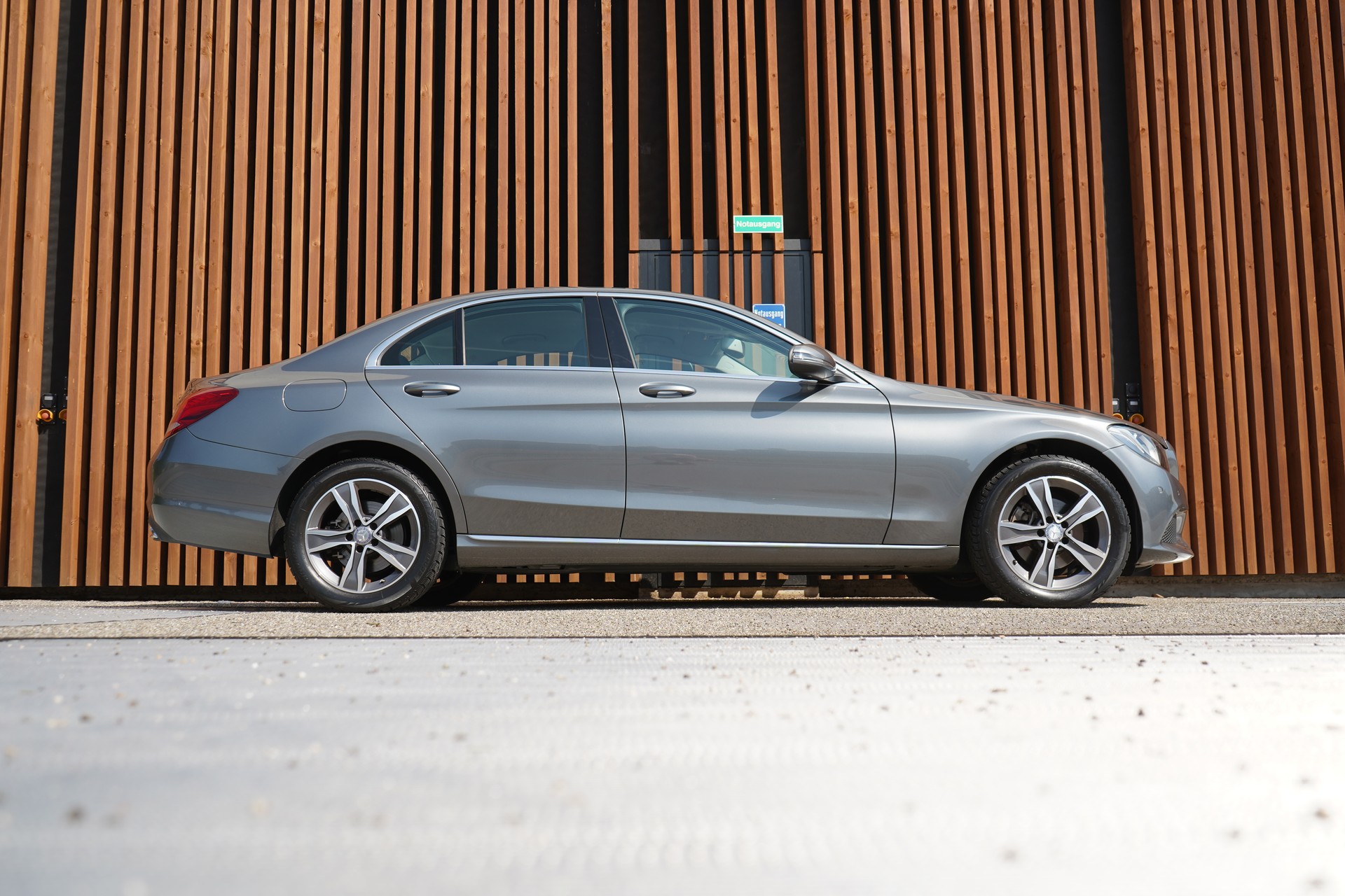 MERCEDES-BENZ C 200 AVANTGARDE 4MATIC 9G-TRONIC l 184 PS-image-2