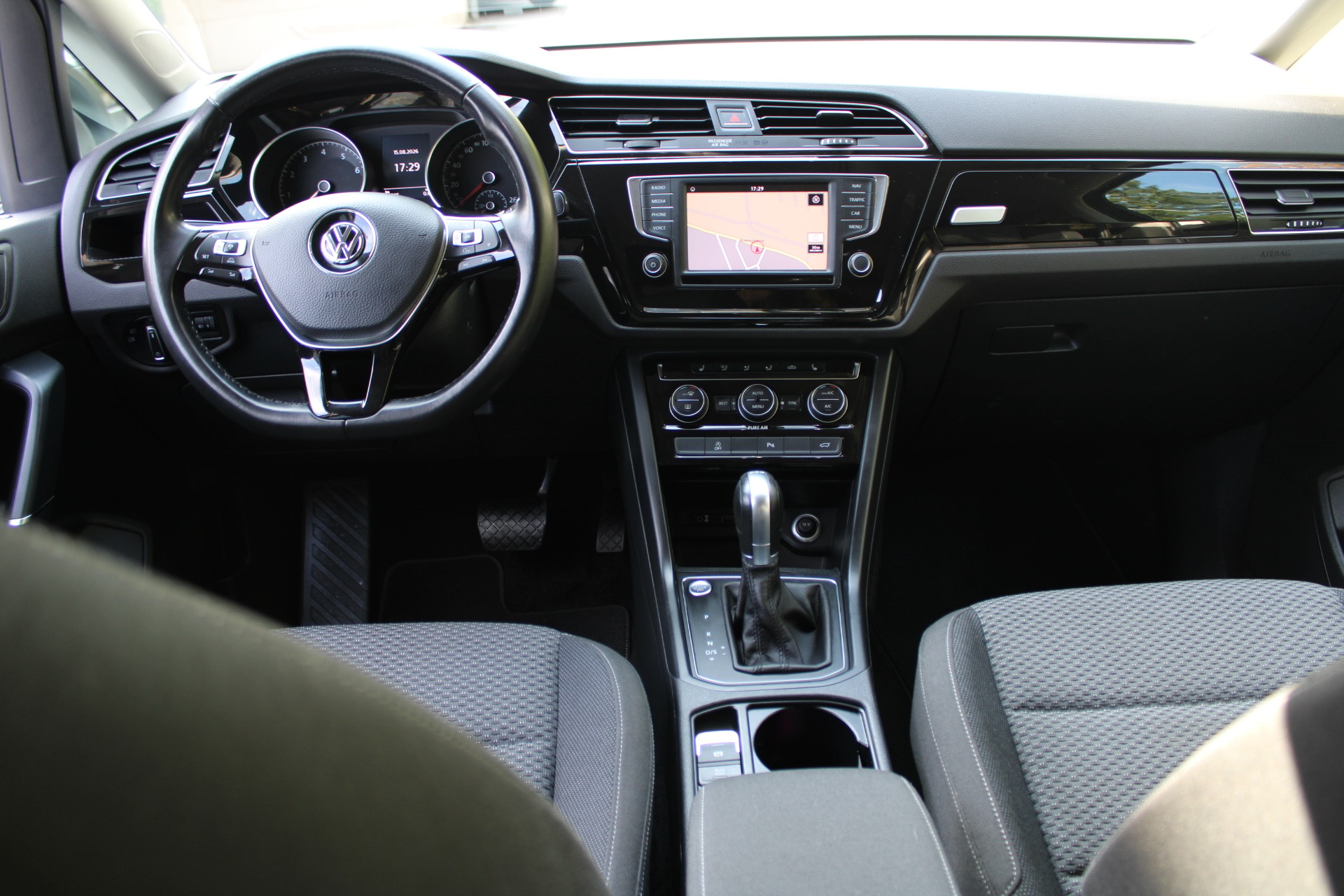 VW Touran 1.4 TSI BlueMotion Technology Comfortline DSG-image-9