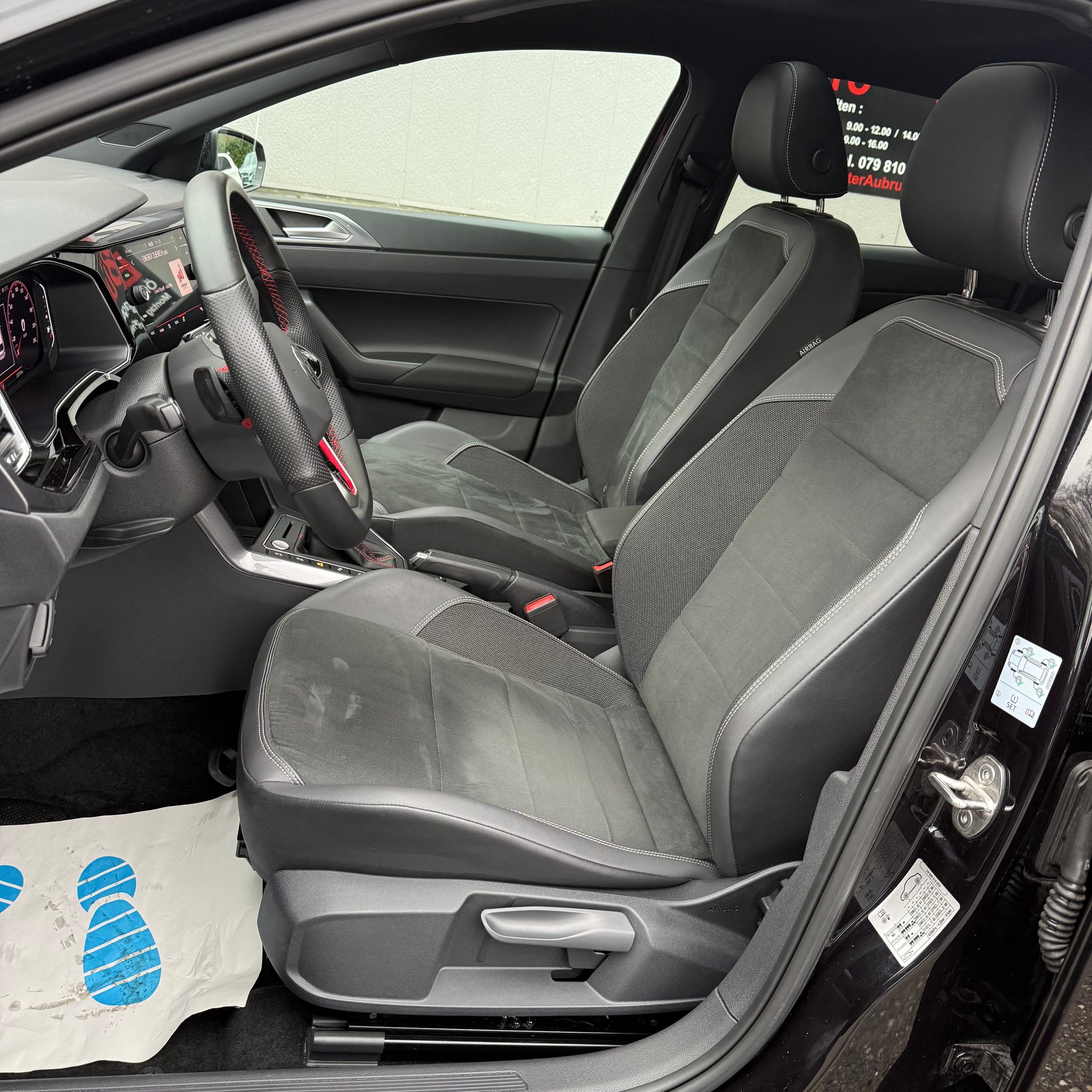 VW Polo 2.0 TSI GTI DSG *PANORAMA-DACH - VW GARANTIE BIS 12.2027*-image-9