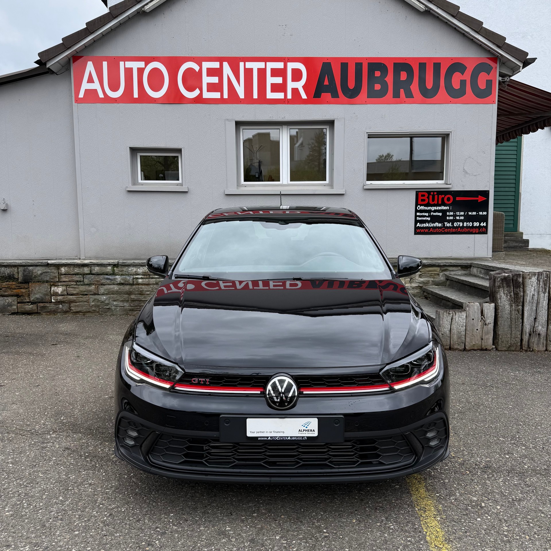 VW Polo 2.0 TSI GTI DSG *PANORAMA-DACH - VW GARANTIE BIS 12.2027*-image-2