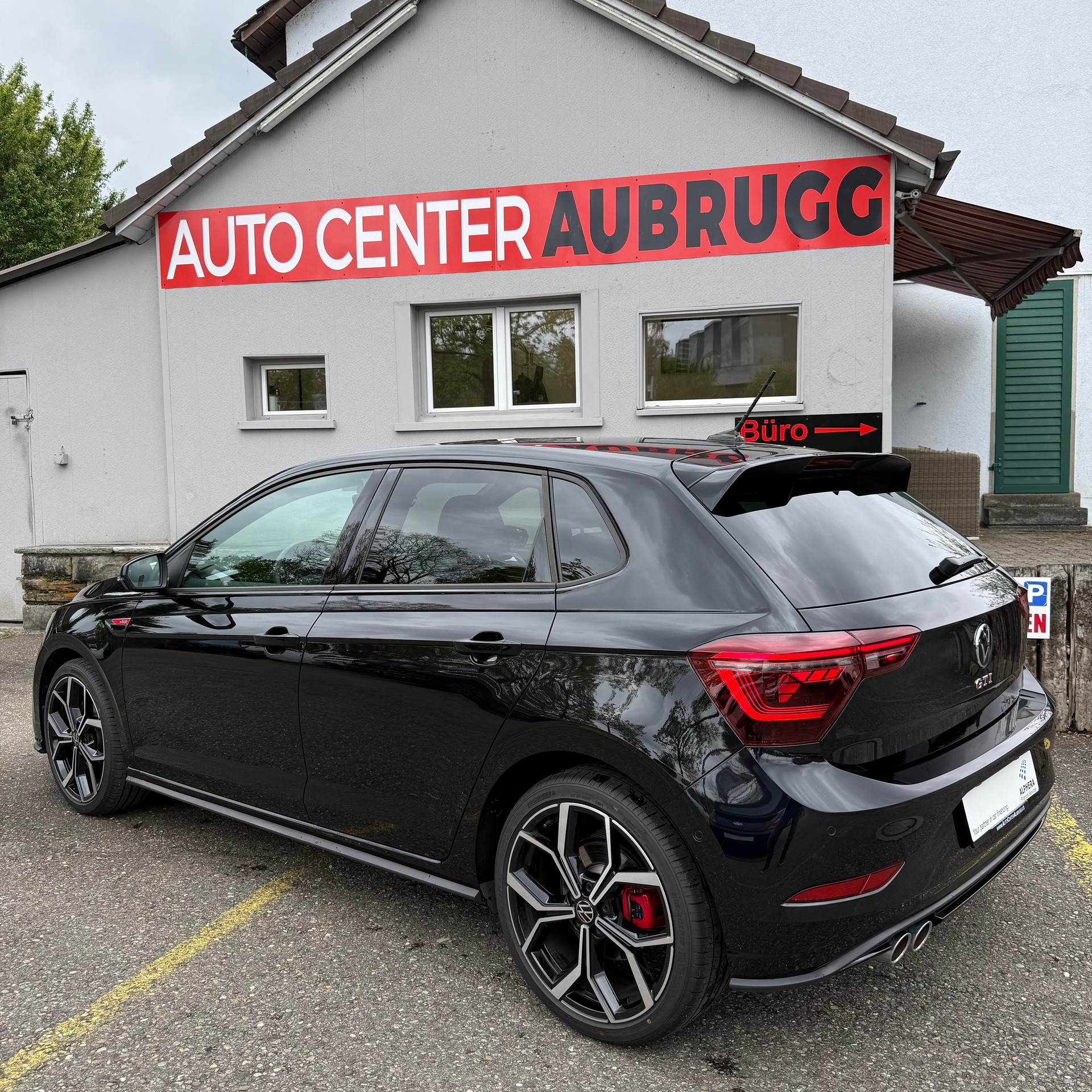 VW Polo 2.0 TSI GTI DSG *PANORAMA-DACH - VW GARANTIE BIS 12.2027*-image-1