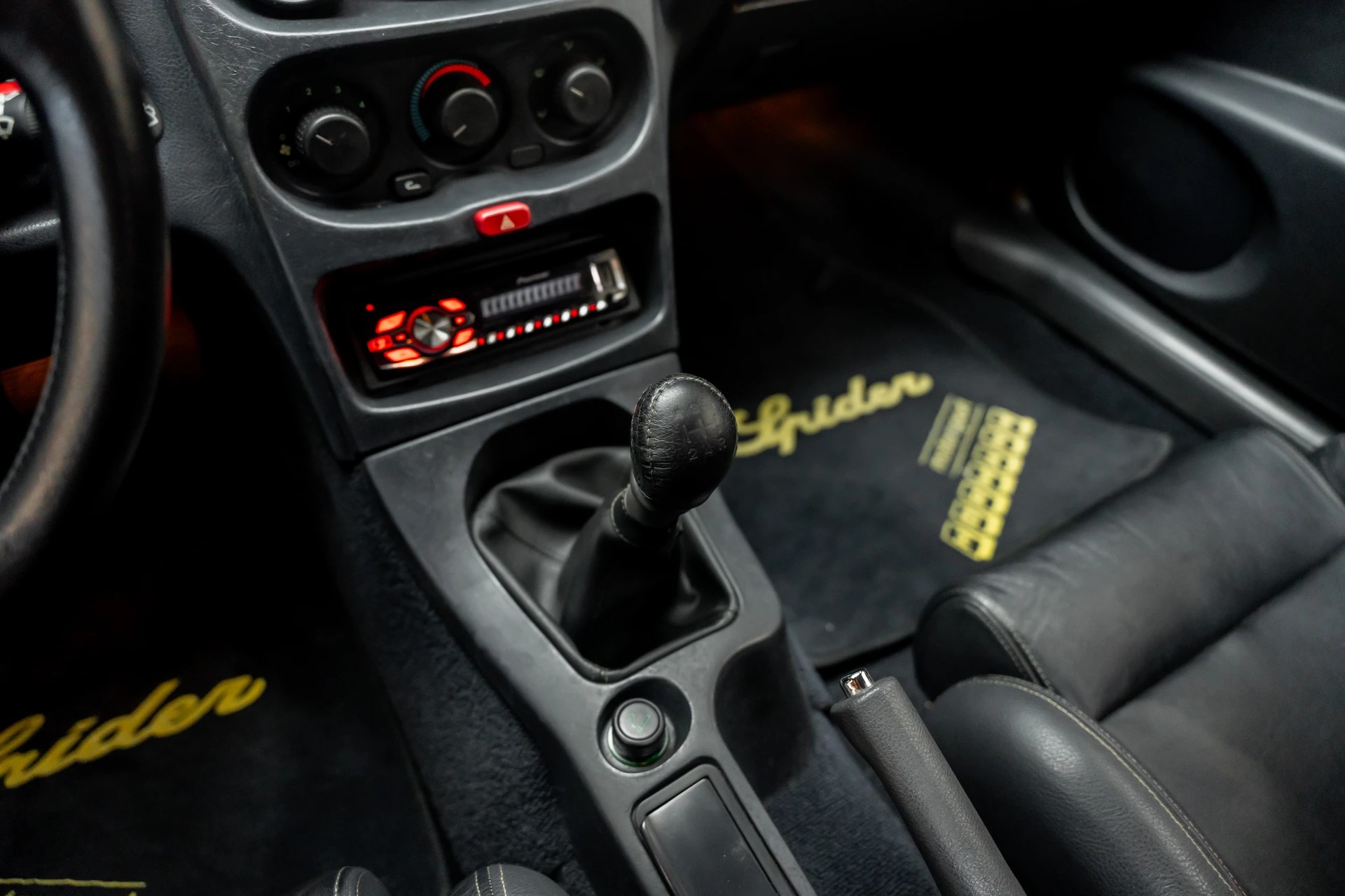 ALFA ROMEO Spider 3.0 V6-image-9