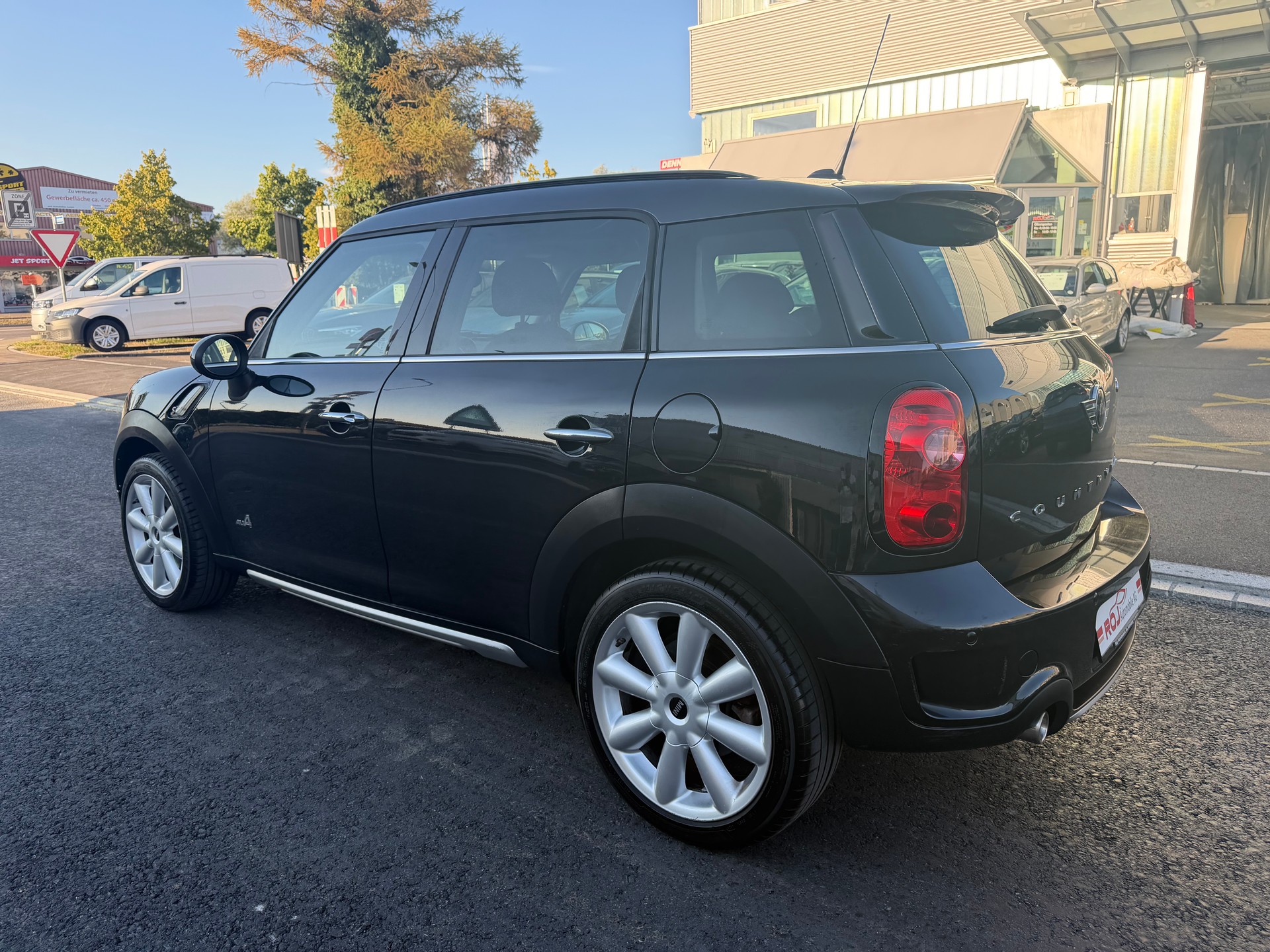 MINI Countryman Cooper S ALL4 Steptronic-image-6