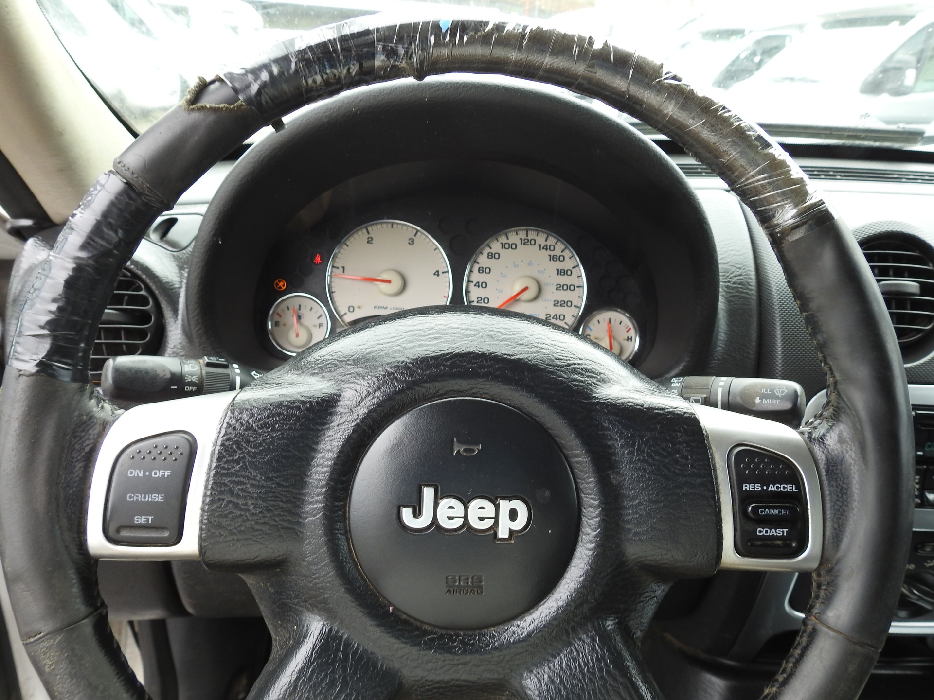 JEEP Cherokee 2.8 CRD Limited-image-27