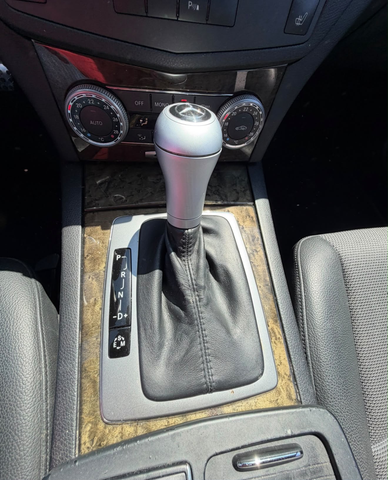MERCEDES-BENZ C 250 CDI Avantgarde 4Matic 7G-Tronic-image-14