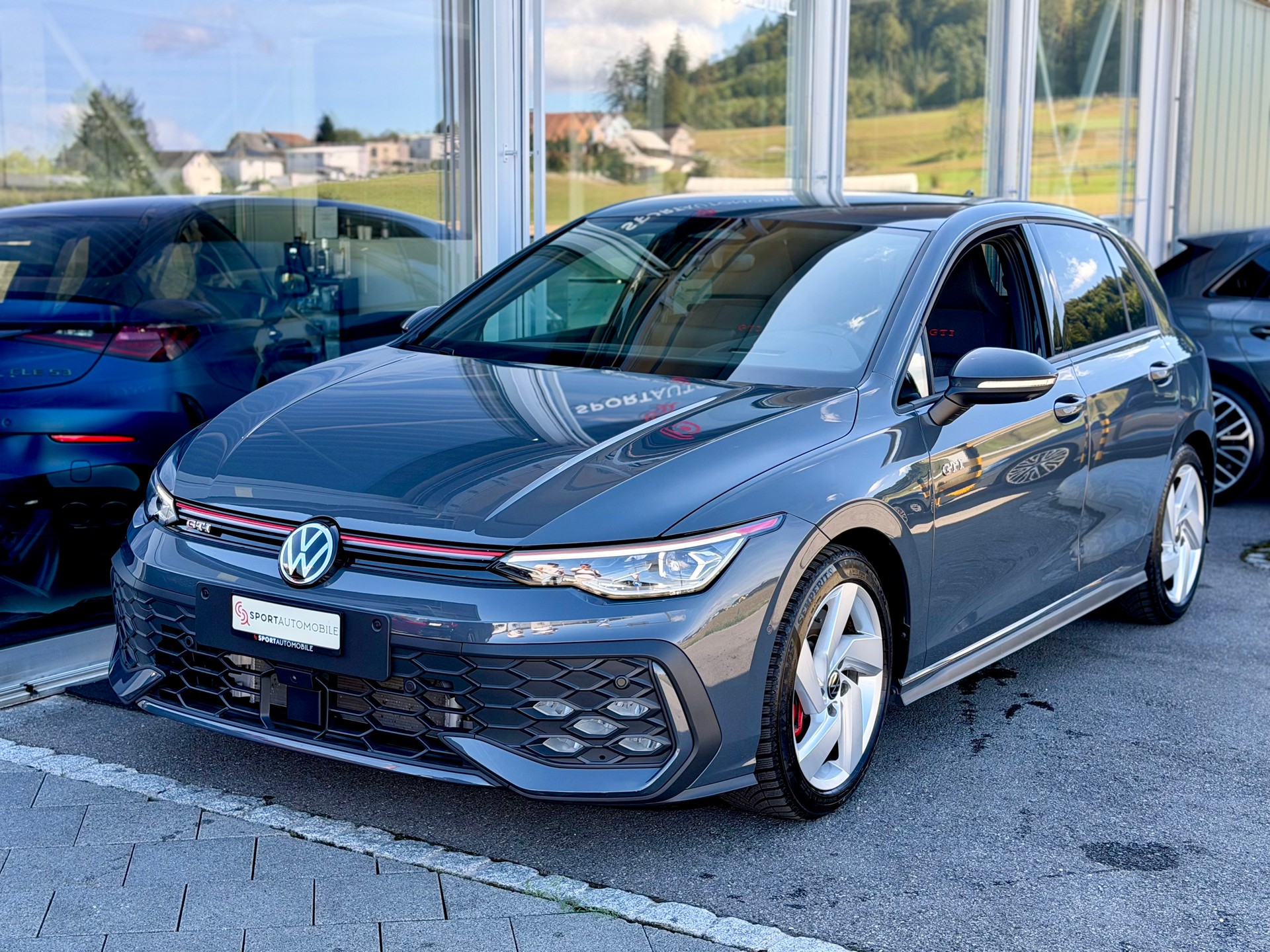 VW Golf 2.0 TSI GTI DSG-showroom-element-2