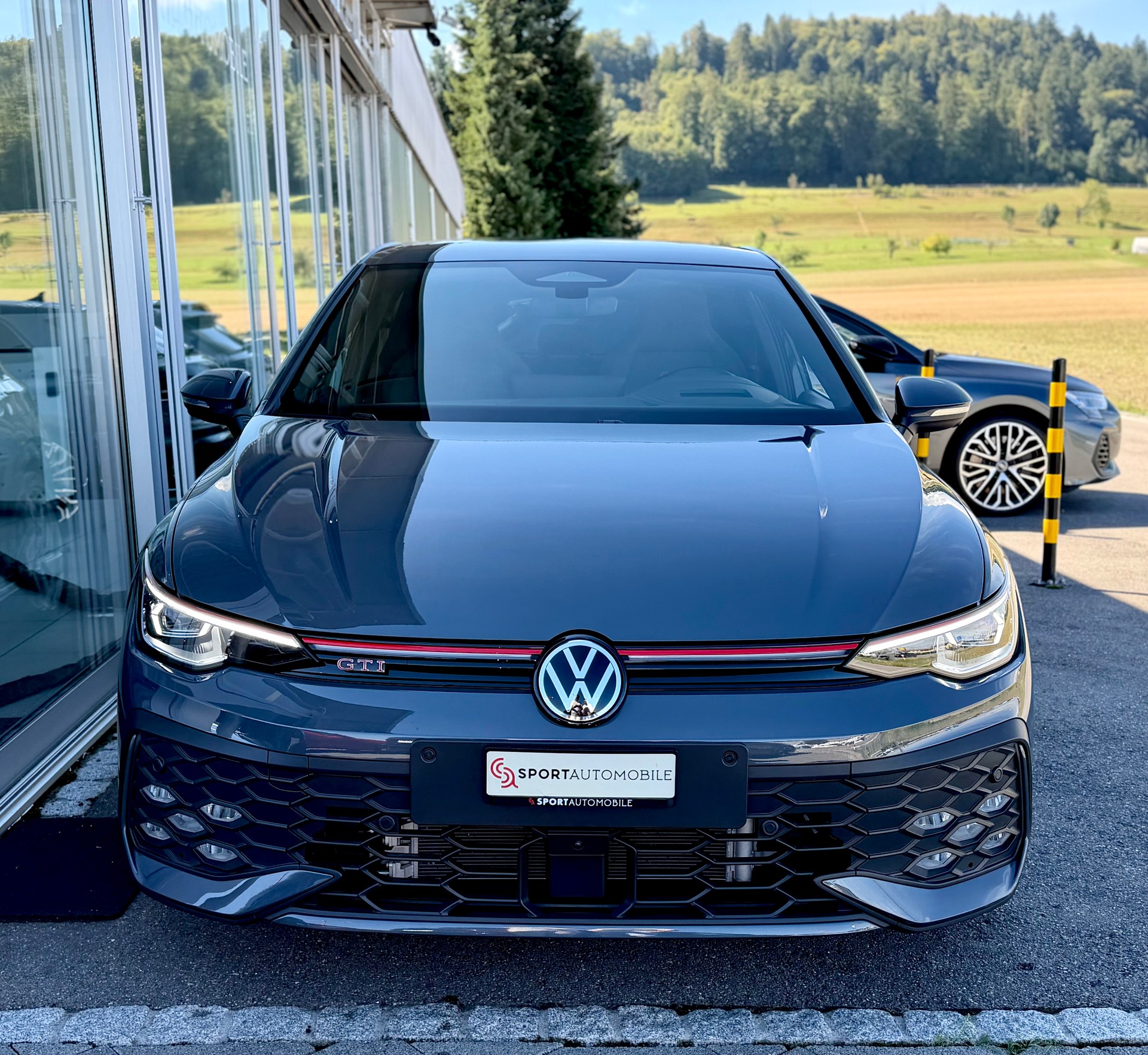 VW Golf 2.0 TSI GTI DSG-showroom-element-3
