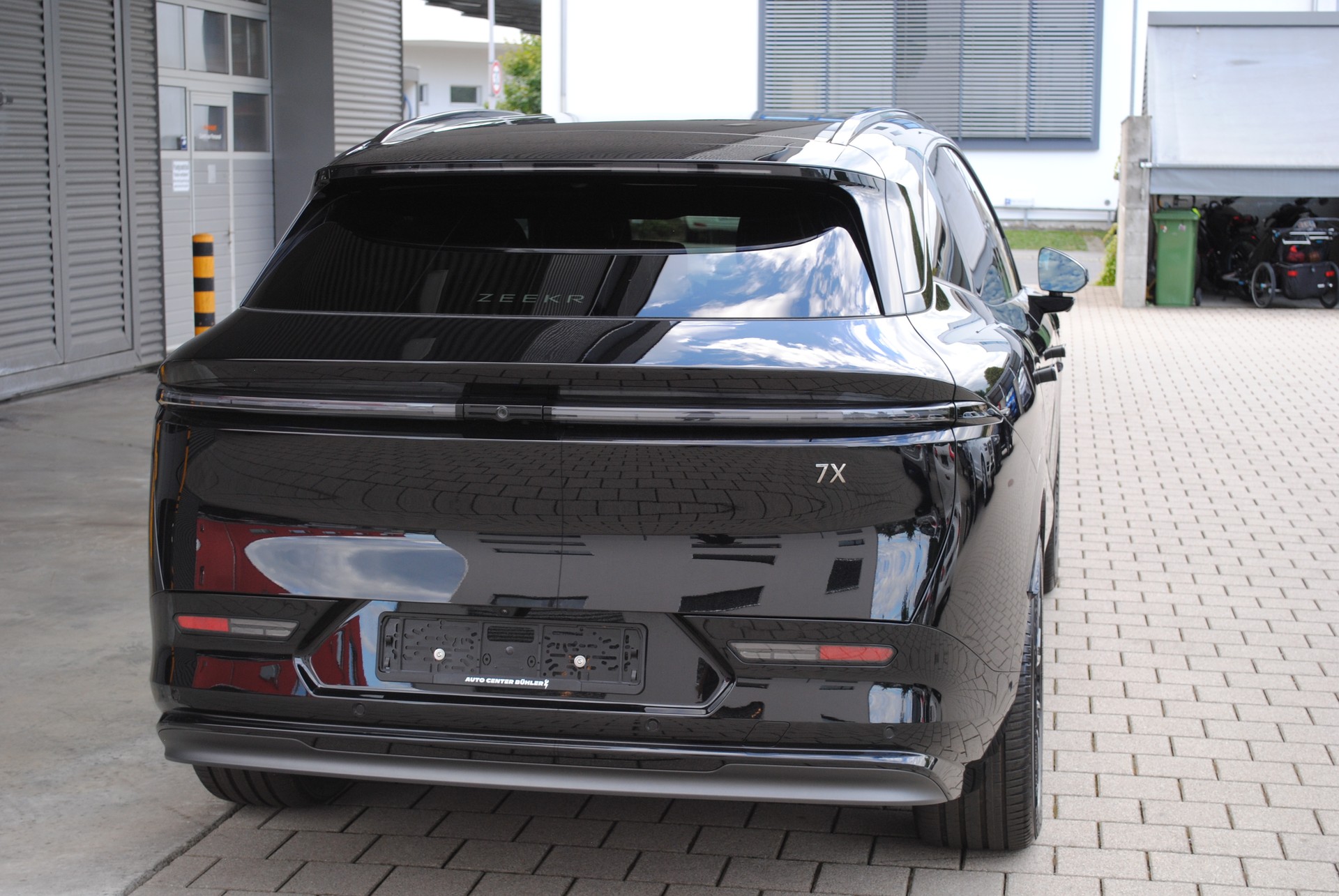 ZEEKR 7X 100kWh Long Range RWD-image-4