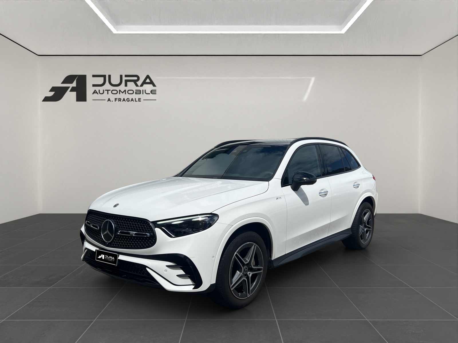 MERCEDES-BENZ GLC 220 d AMG Line 4matic-image-1
