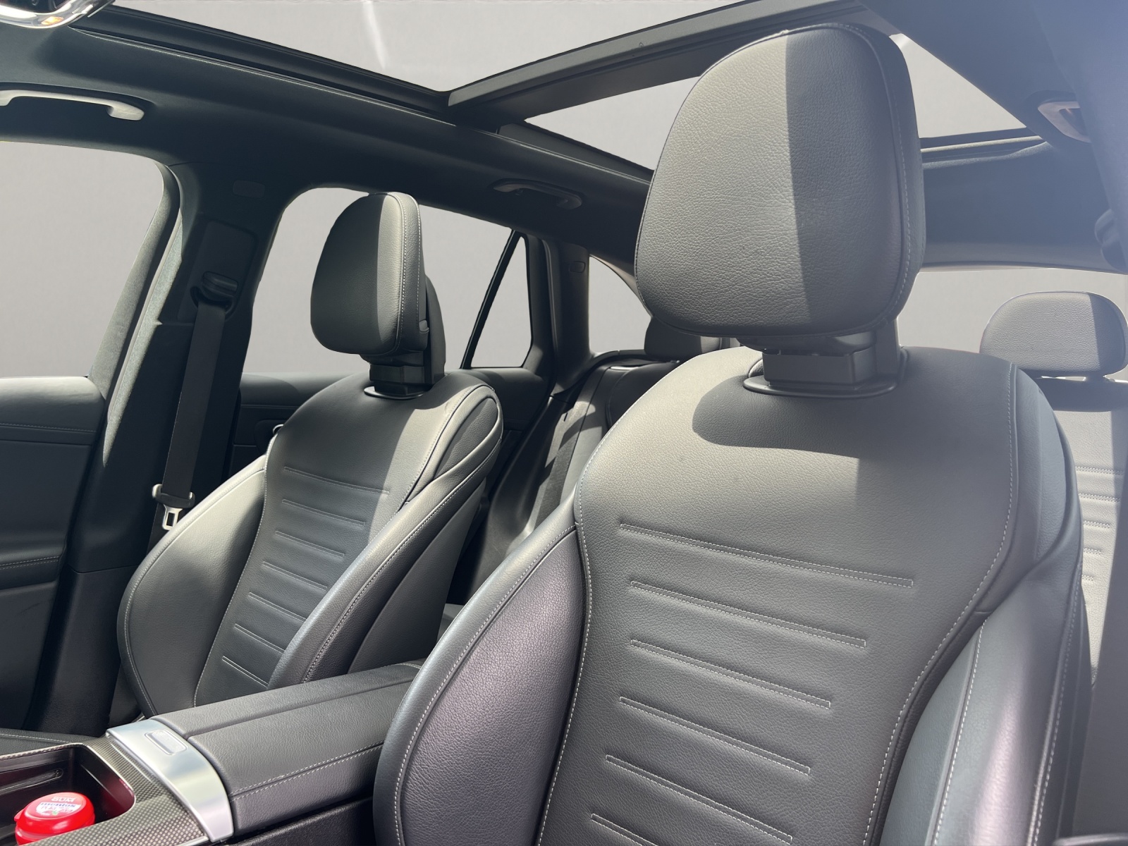 MERCEDES-BENZ GLC 220 d AMG Line 4matic-image-11