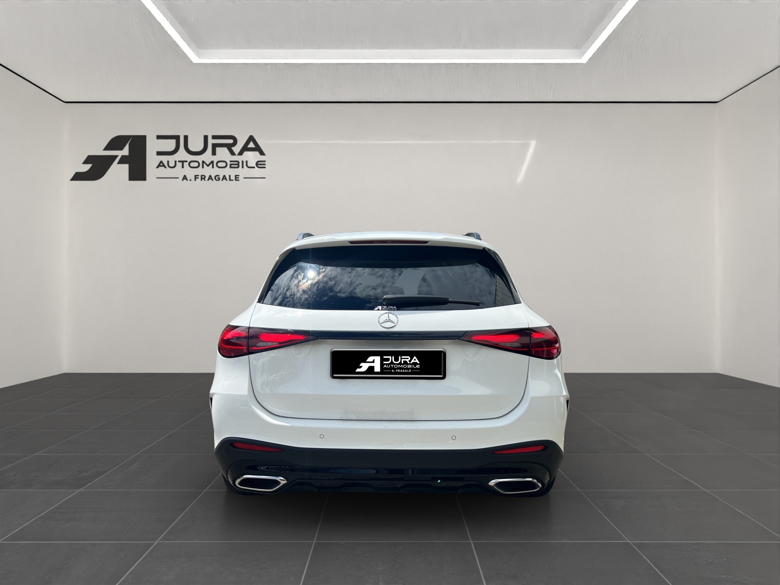 MERCEDES-BENZ GLC 220 d AMG Line 4matic-image-5