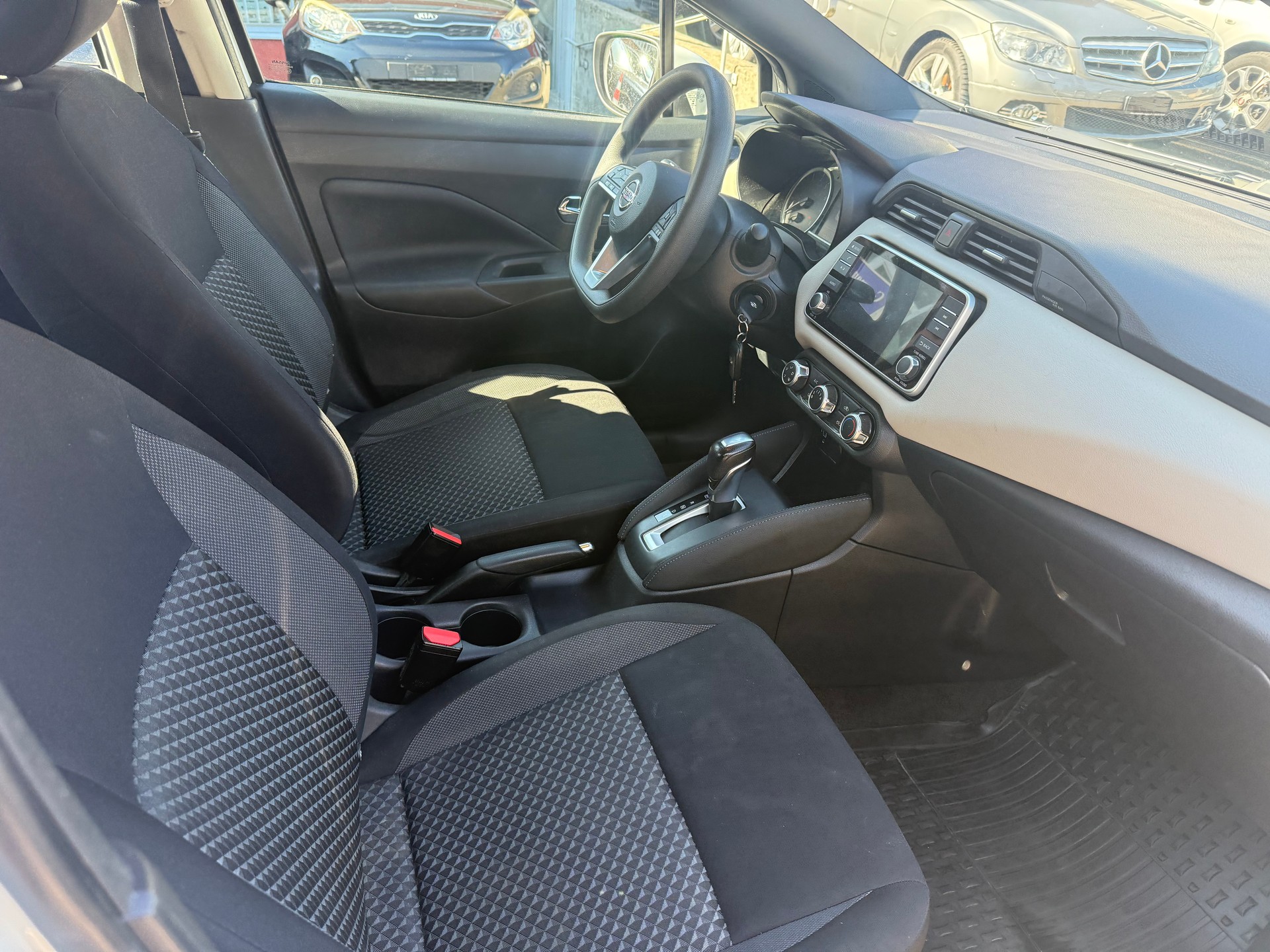 NISSAN Micra IG-T 100 n-style Xtronic-image-6