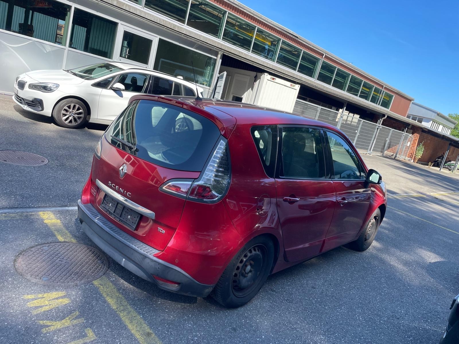 RENAULT Scénic 1.4 16V Turbo Privilège-image-7