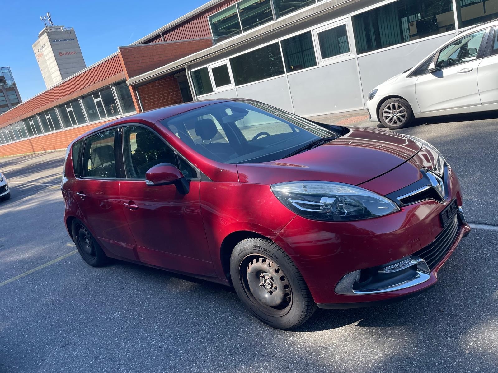 RENAULT Scénic 1.4 16V Turbo Privilège-image-2