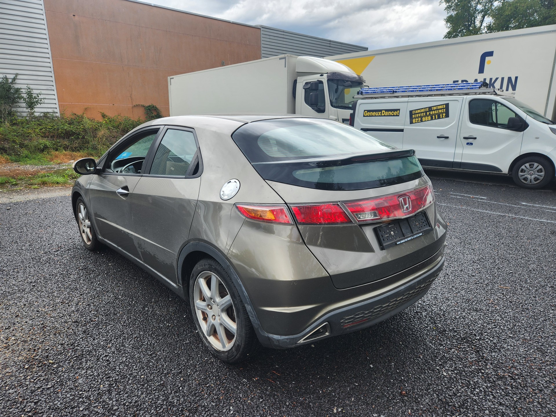 HONDA Civic 1.8i Comfort-image-3