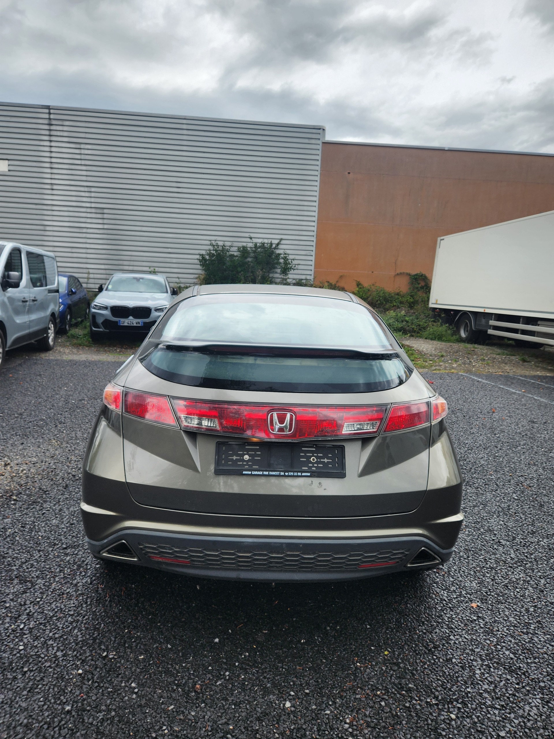 HONDA Civic 1.8i Comfort-image-2