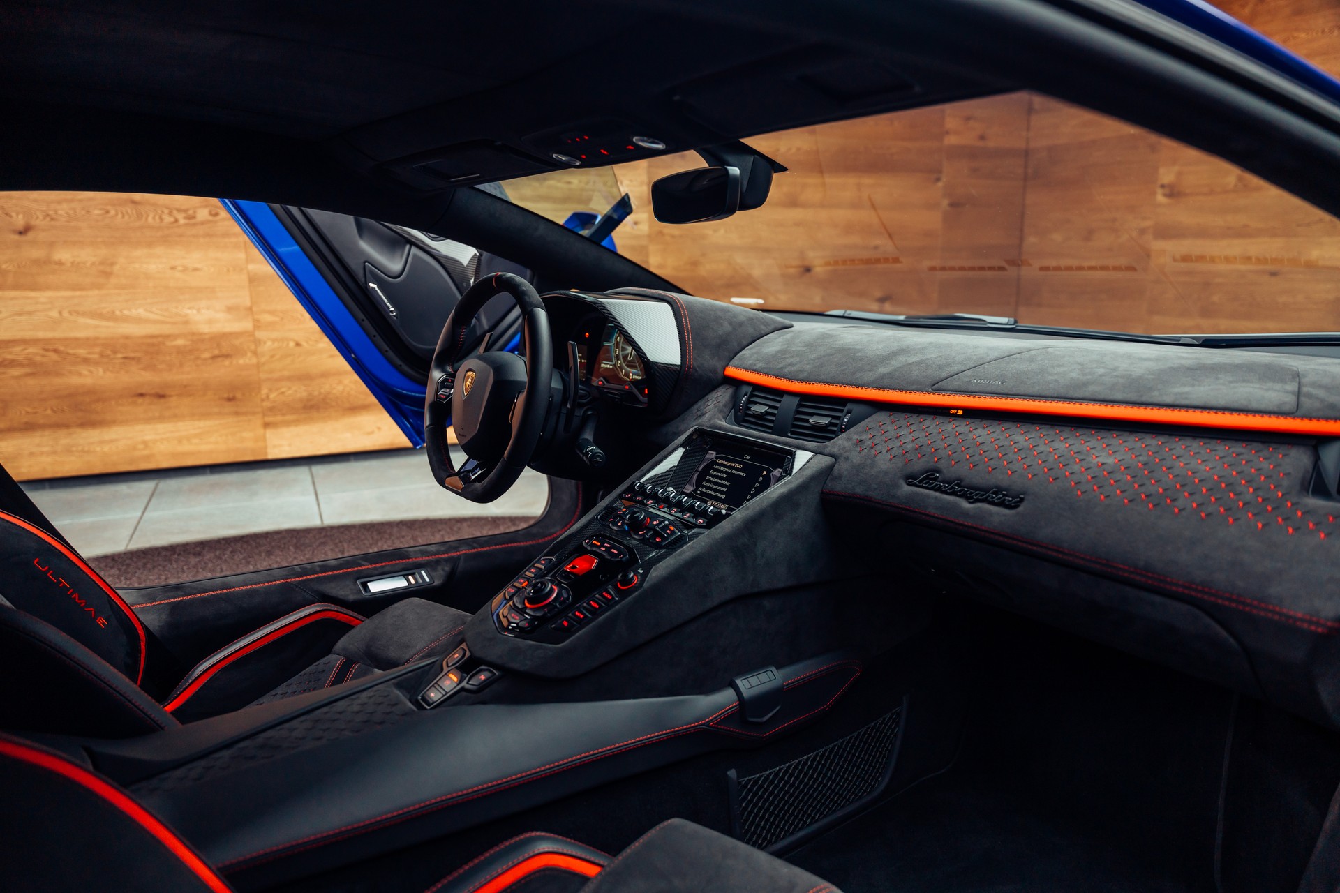 LAMBORGHINI Aventador LP780-4 Coupé E-Gear Ultimae-image-5