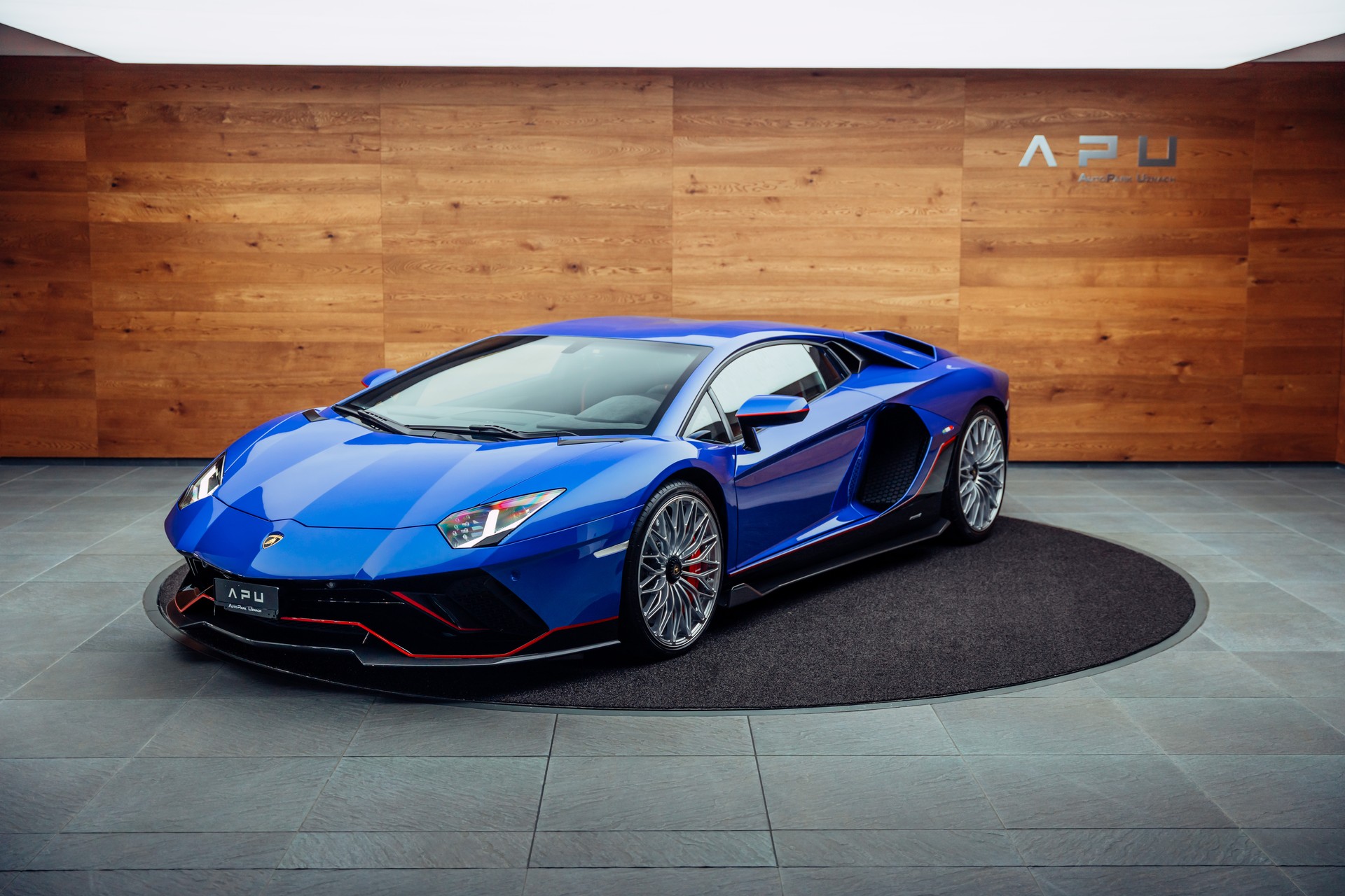 LAMBORGHINI Aventador LP780-4 Coupé E-Gear Ultimae-image-3